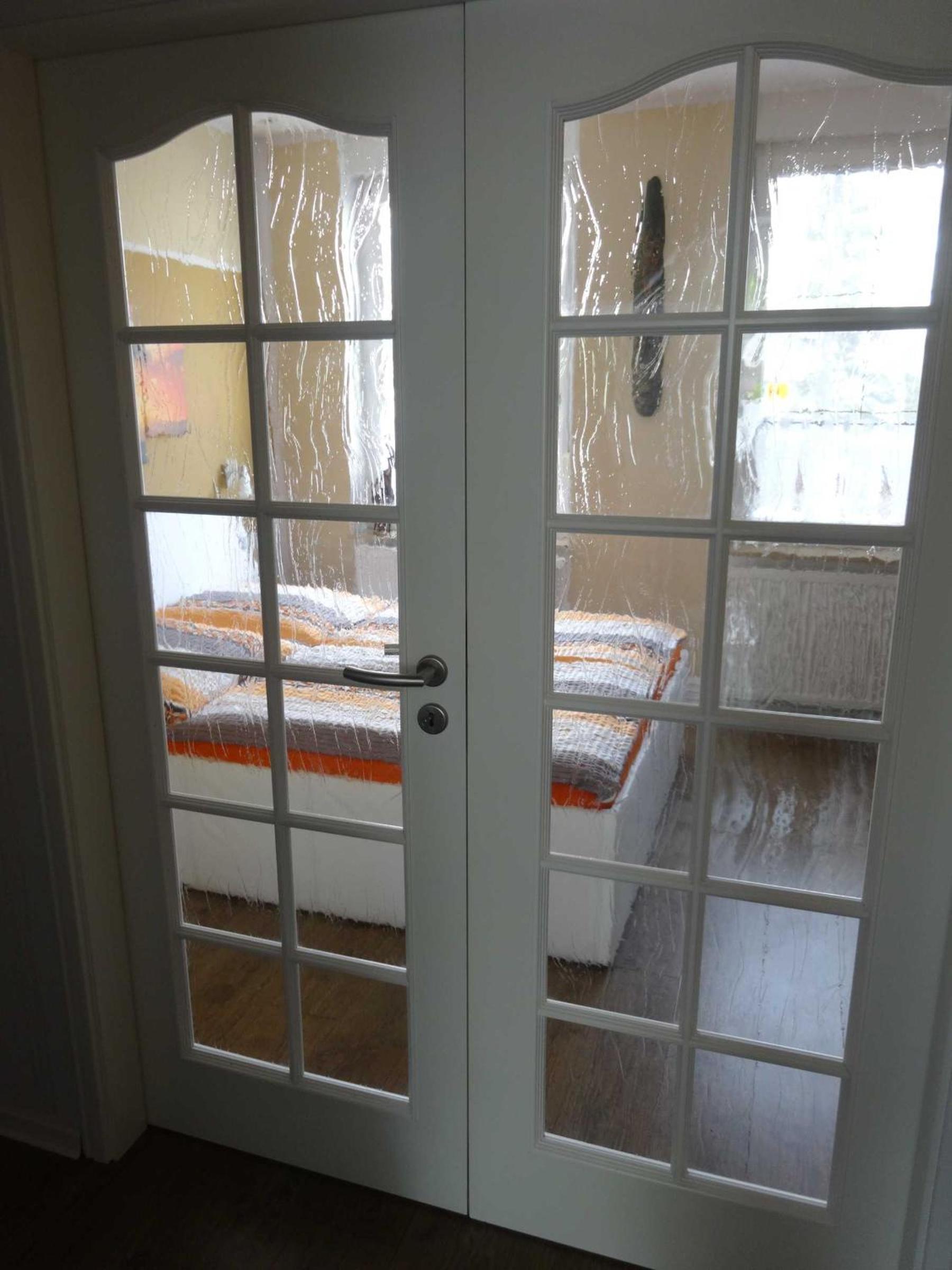 One-Bedroom Apartment with Shower photo 1