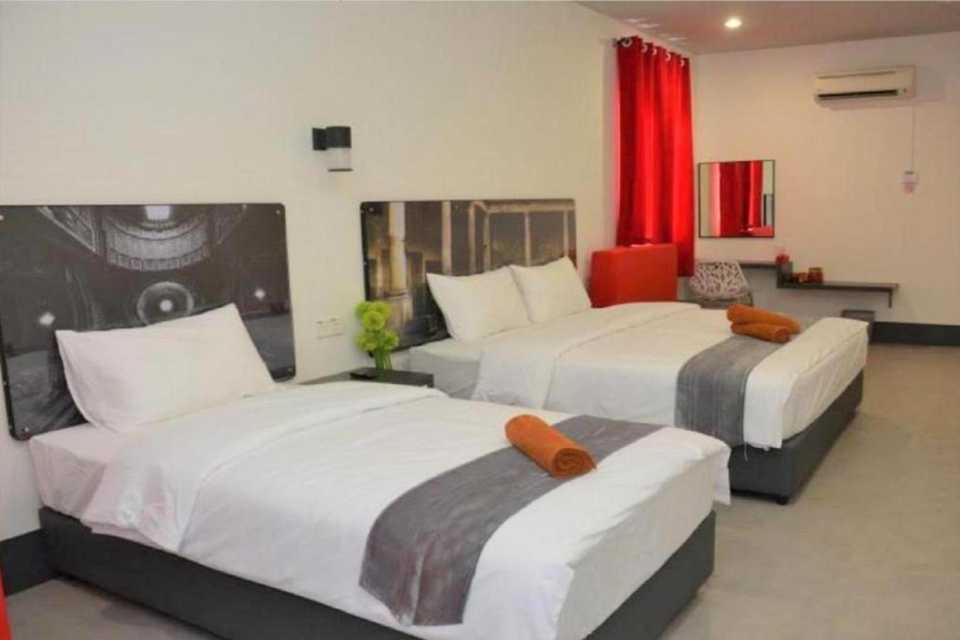 Deluxe Triple Room - Photo 2