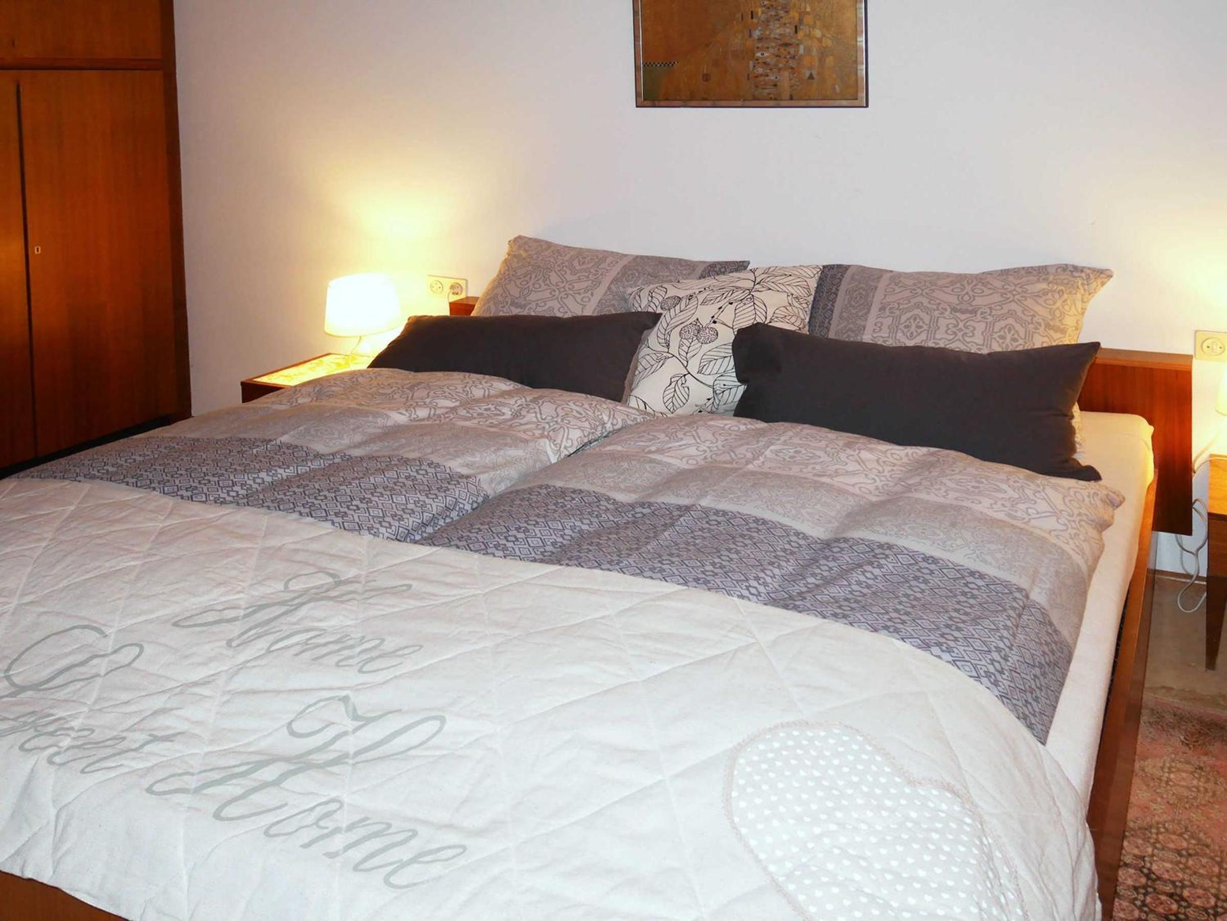 Four-Bedroom House photo 3