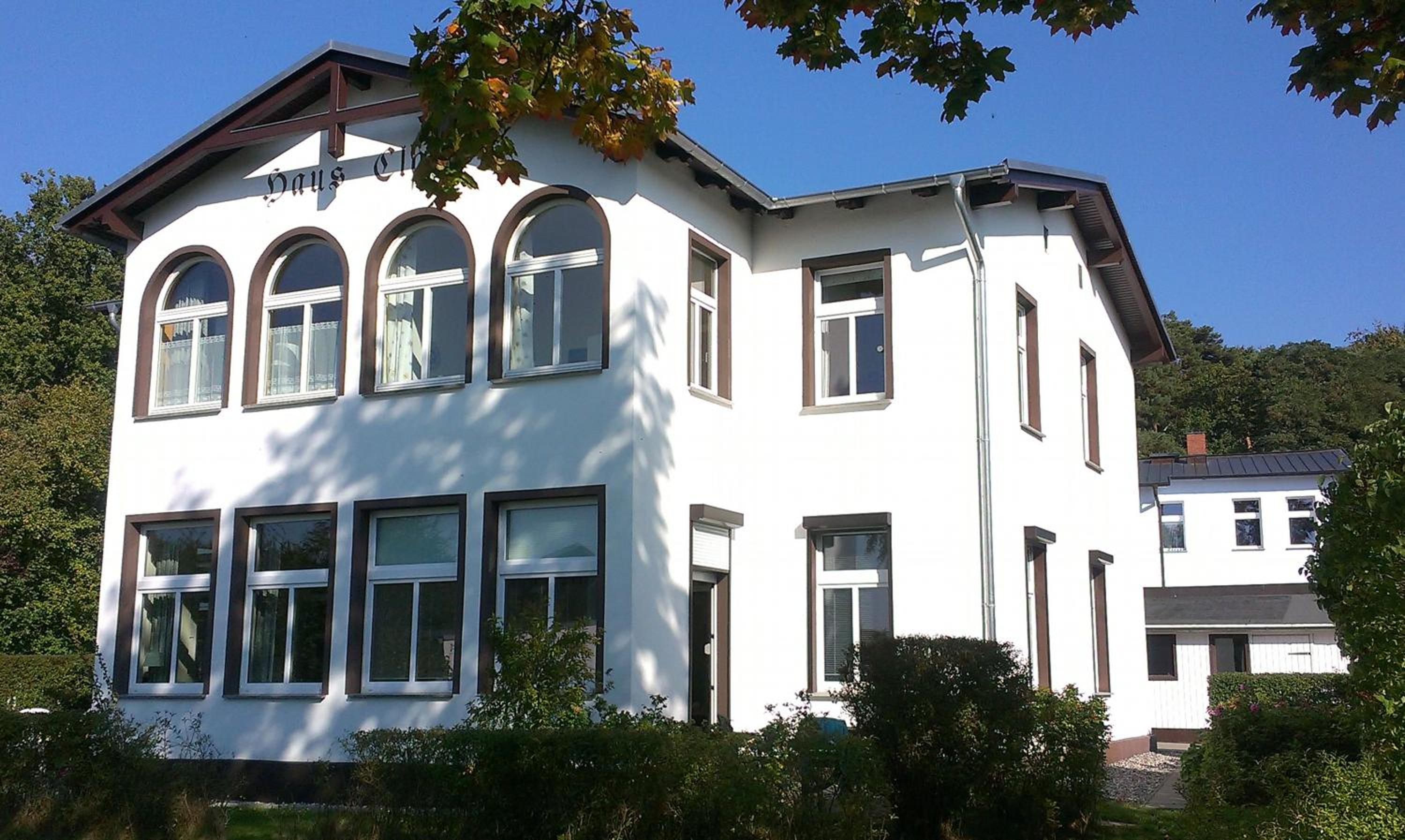 Apartment with Terrace photo 3