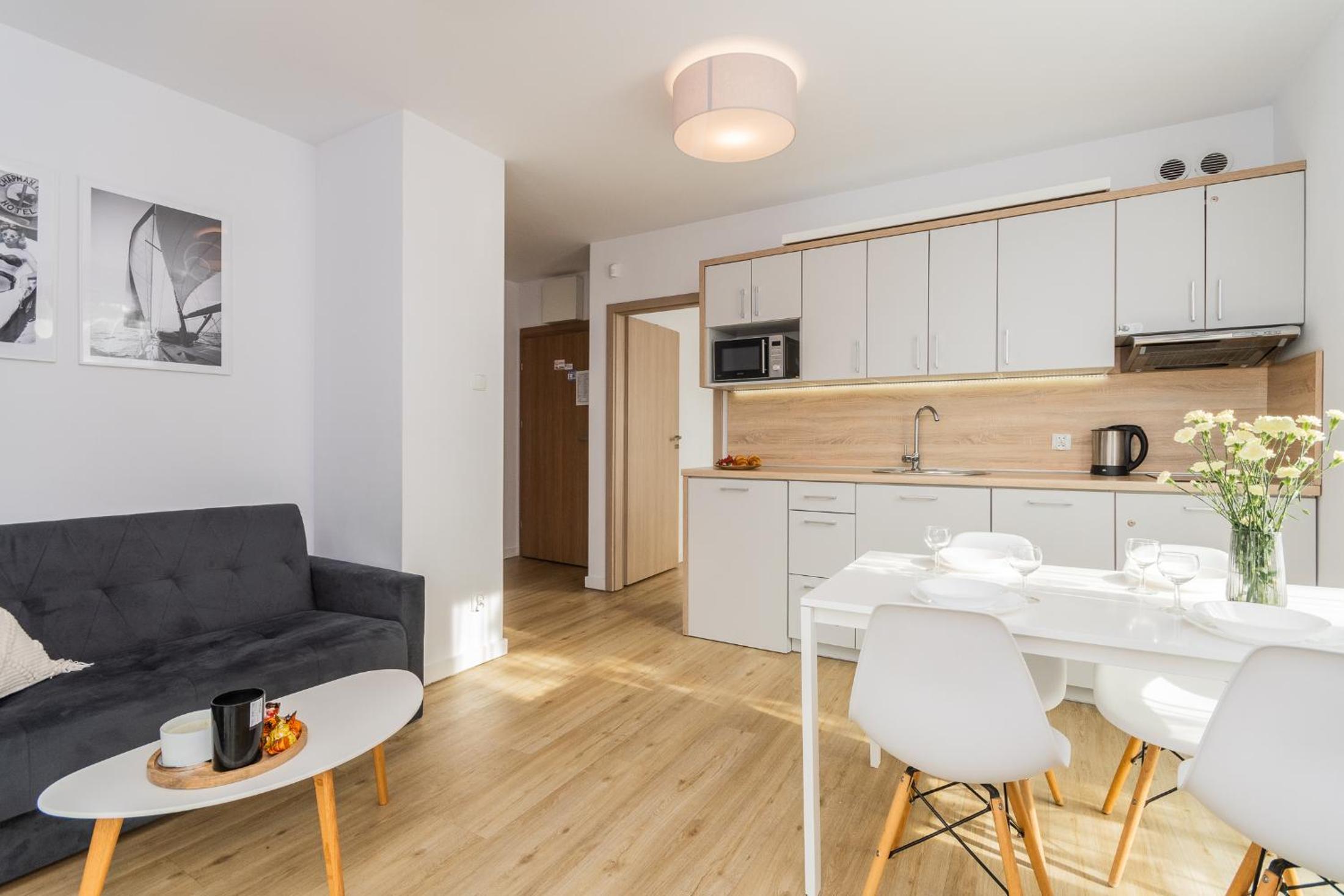 Apartment with Terrace photo 2