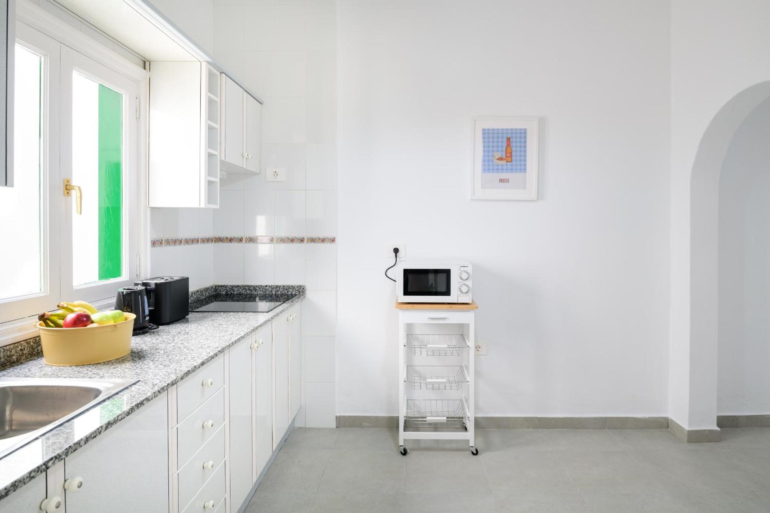 Apartment photo 2