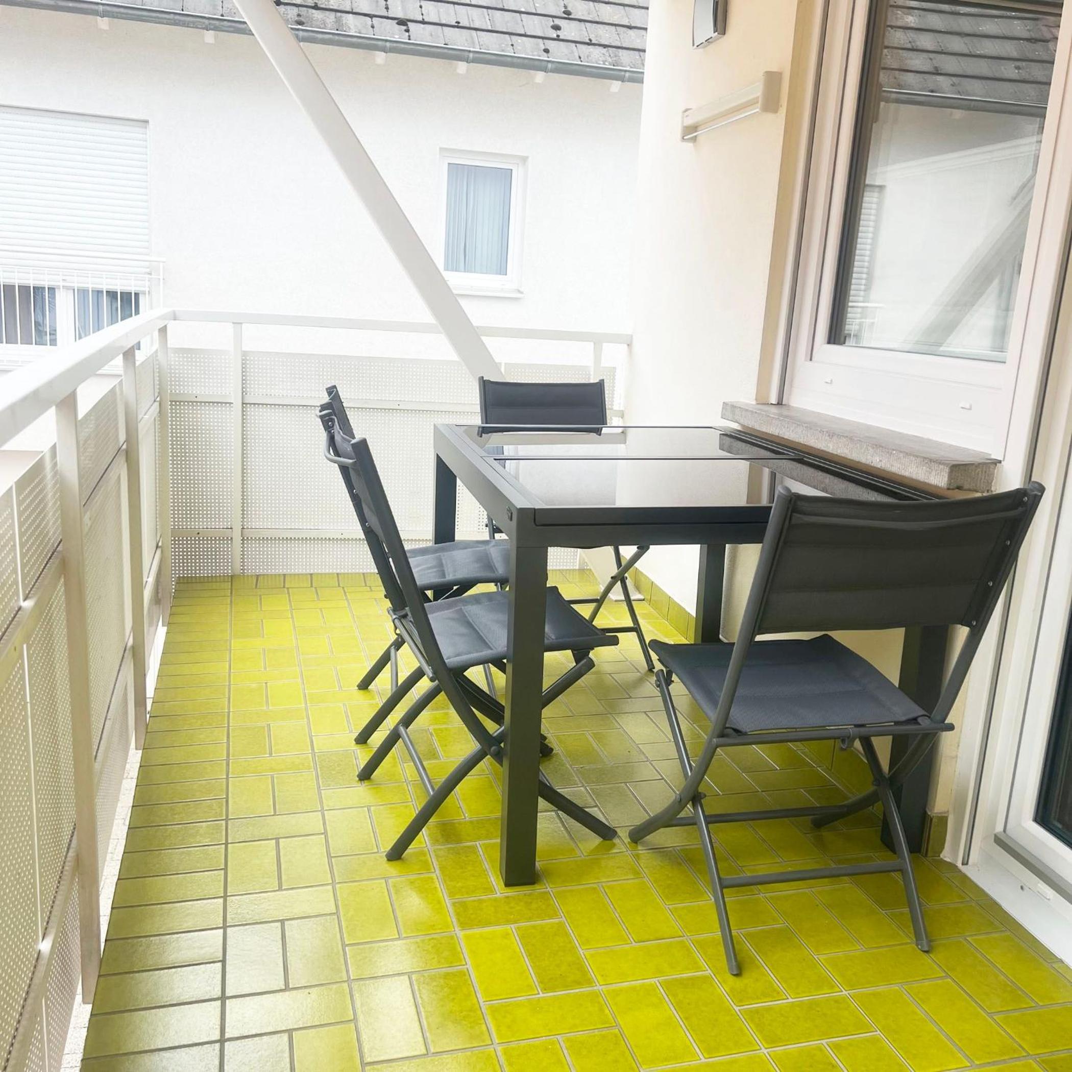 Two-Bedroom Apartment with Balcony photo 3