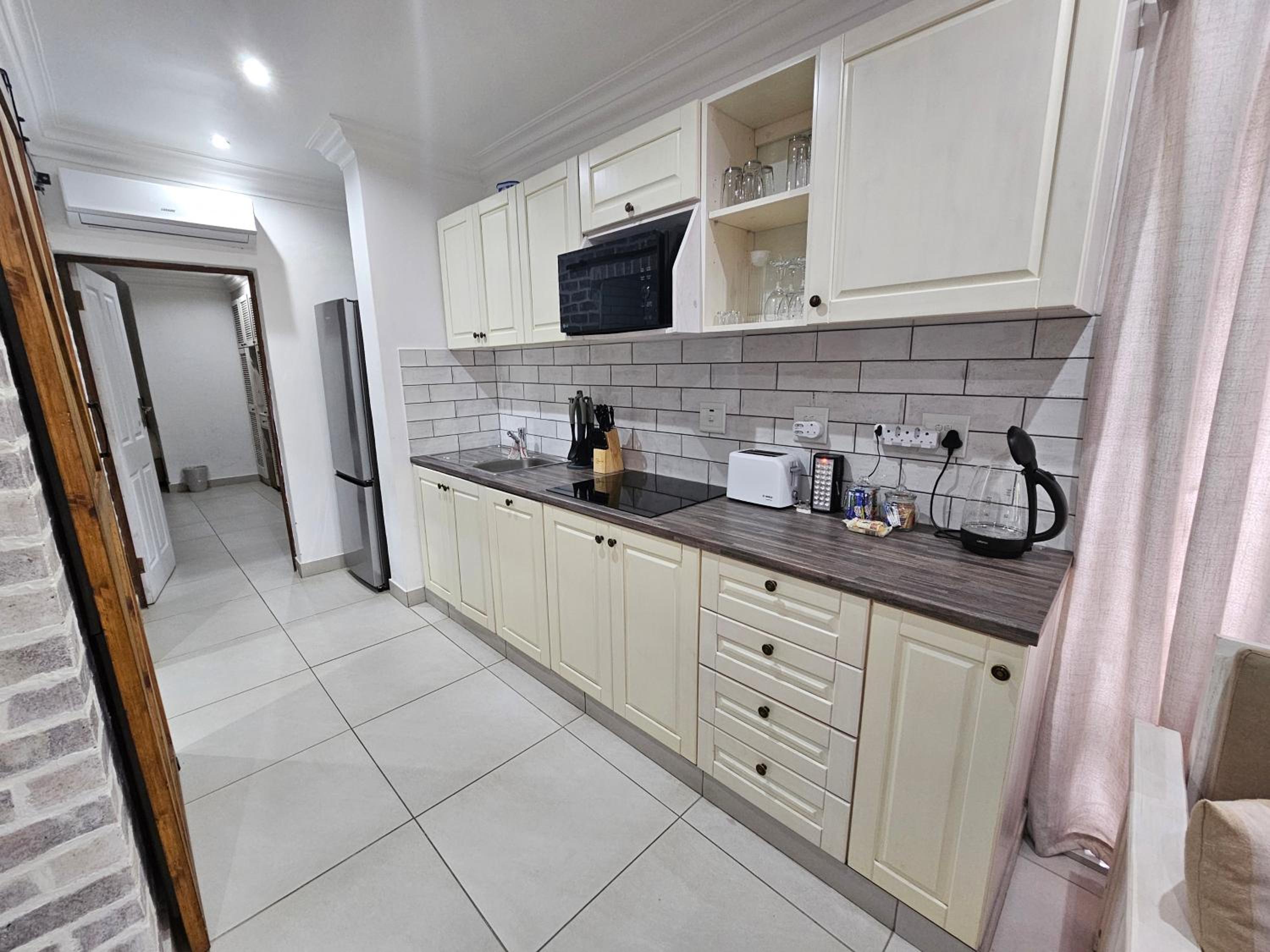 Apartment - Ground Floor - Photo 4