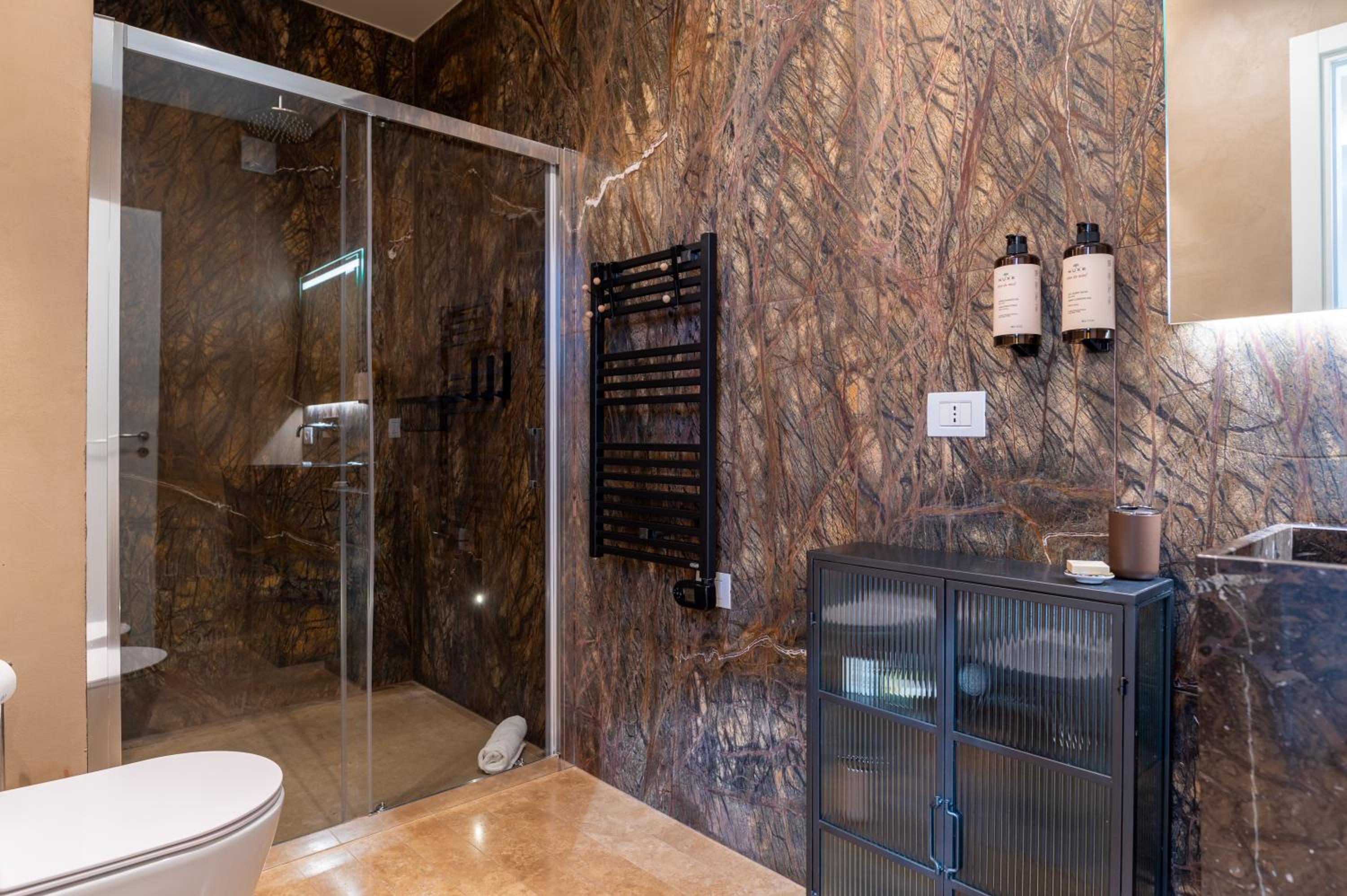 Superior Double Room - Photo 17