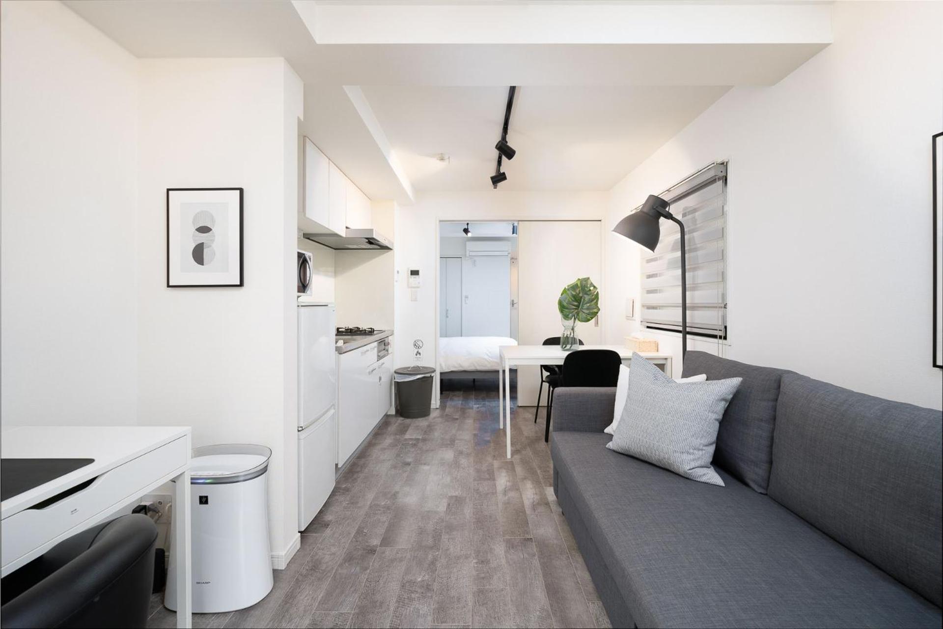 One-Bedroom Apartment photo 1