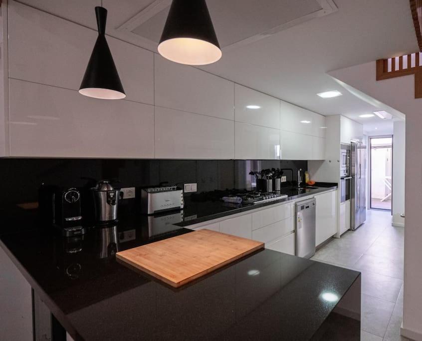 Four-Bedroom House photo 2