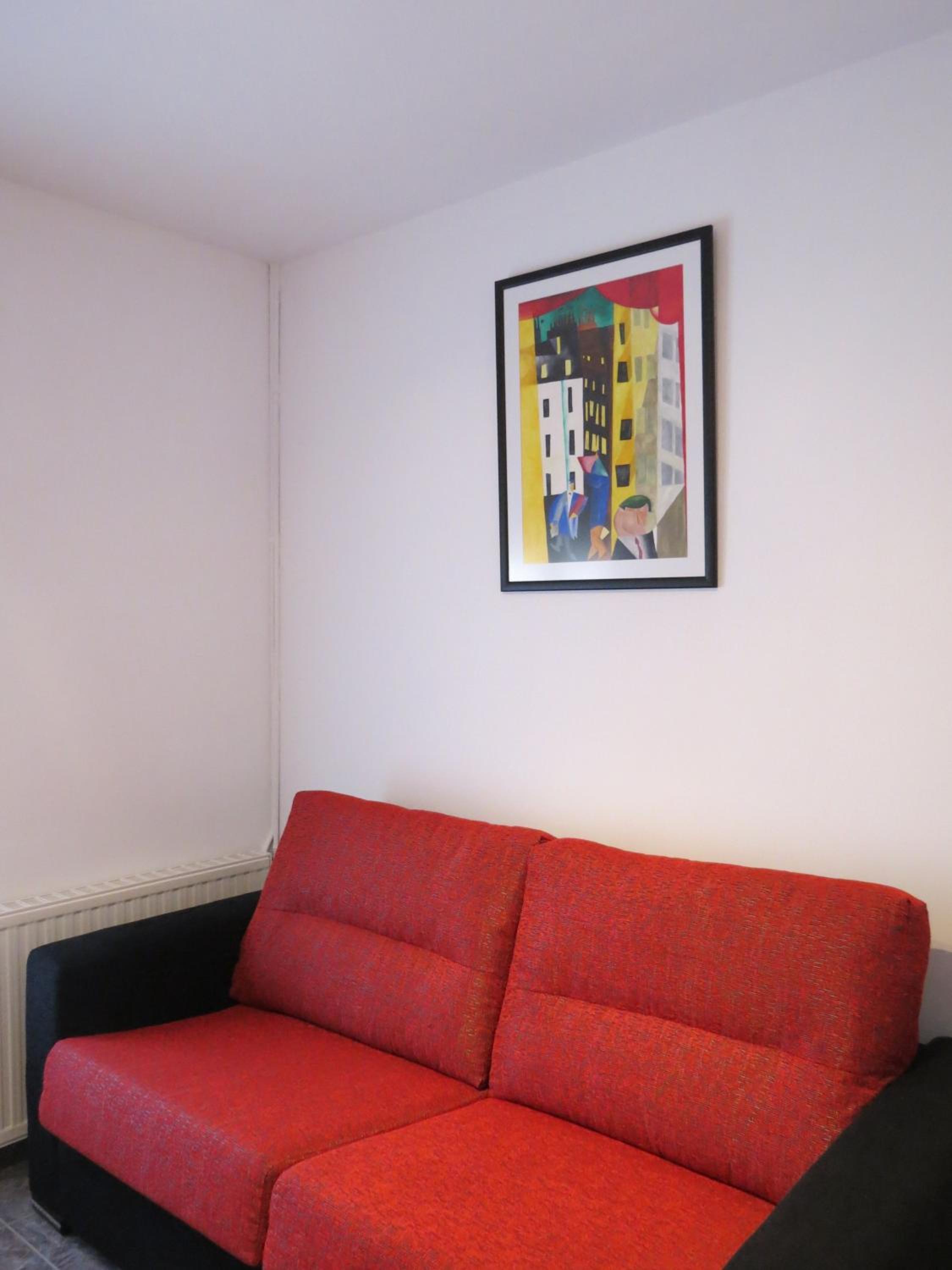 Apartment with Balcony photo 3