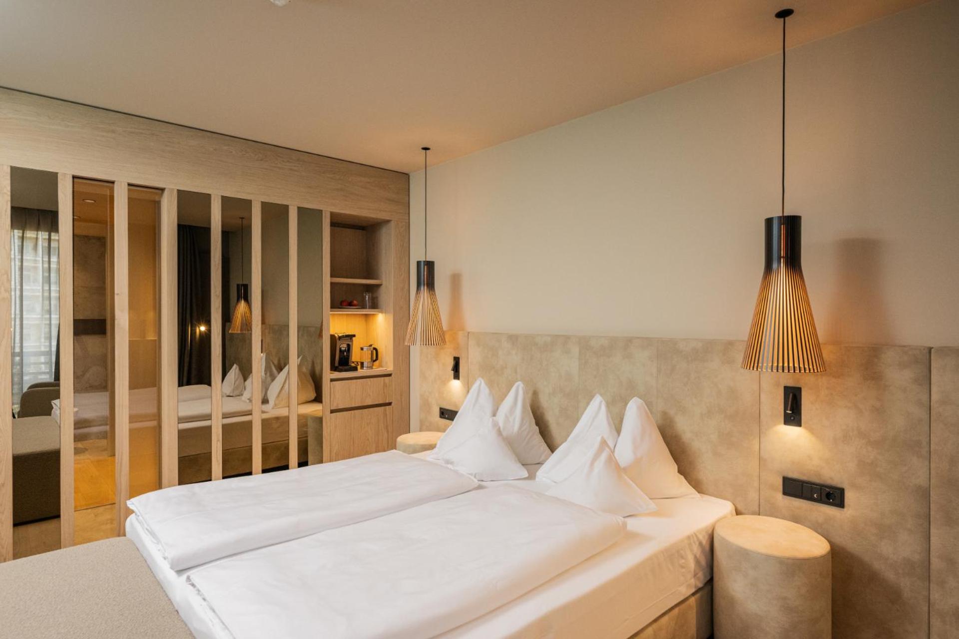 Deluxe Double Room photo 2