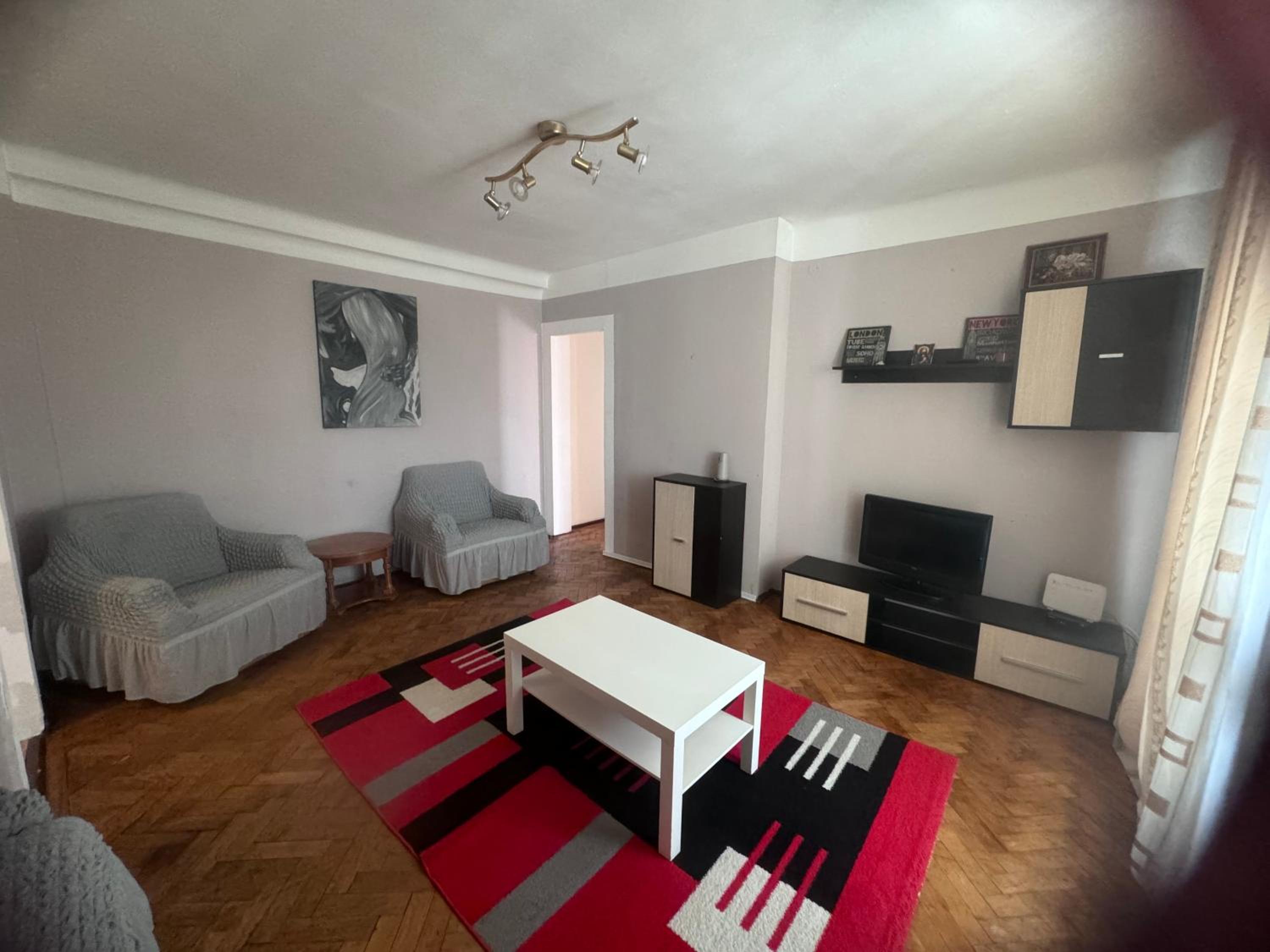 One-Bedroom Apartment with Balcony photo 1