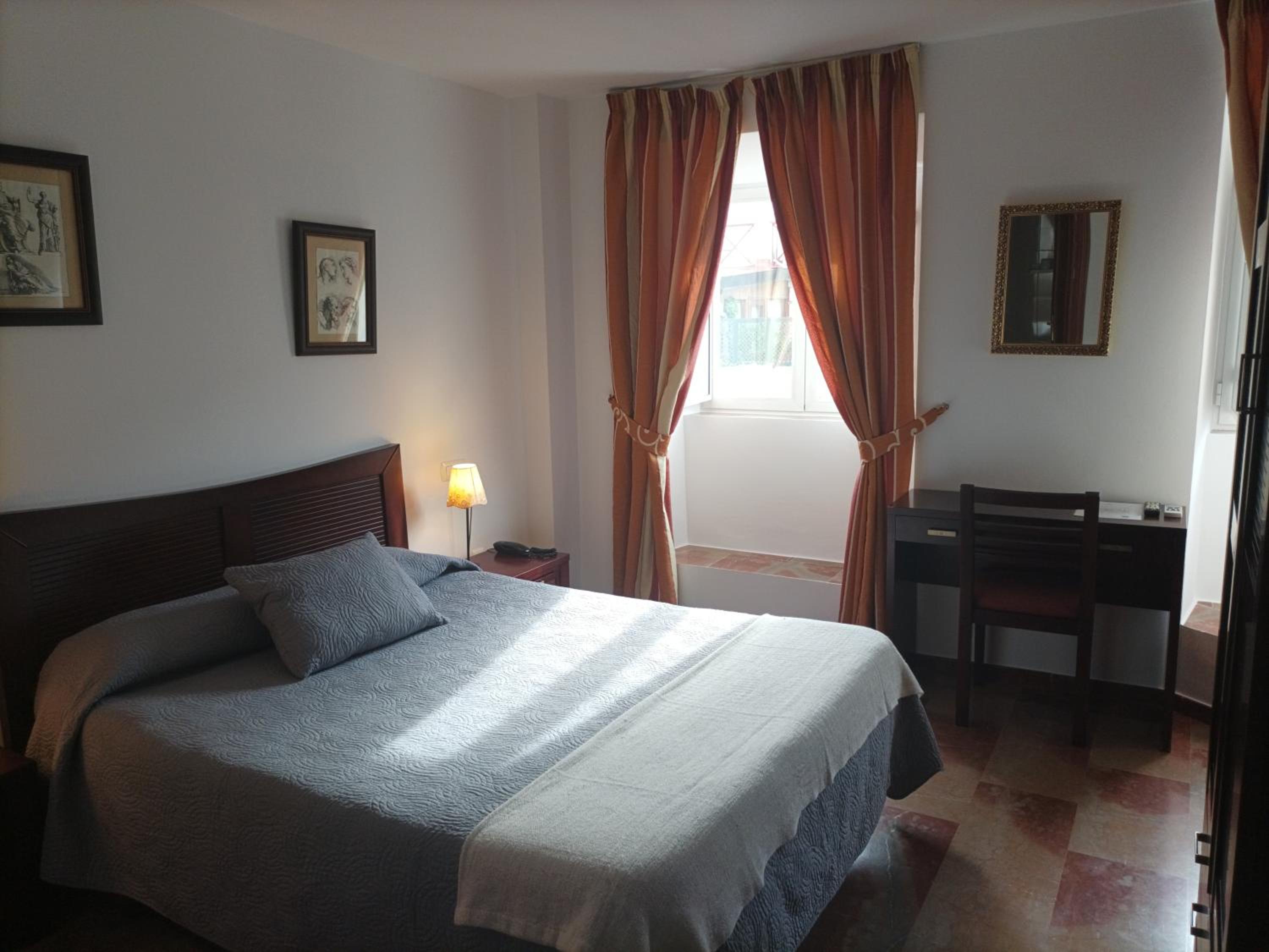 Deluxe Exterior Double Room  - Photo 1