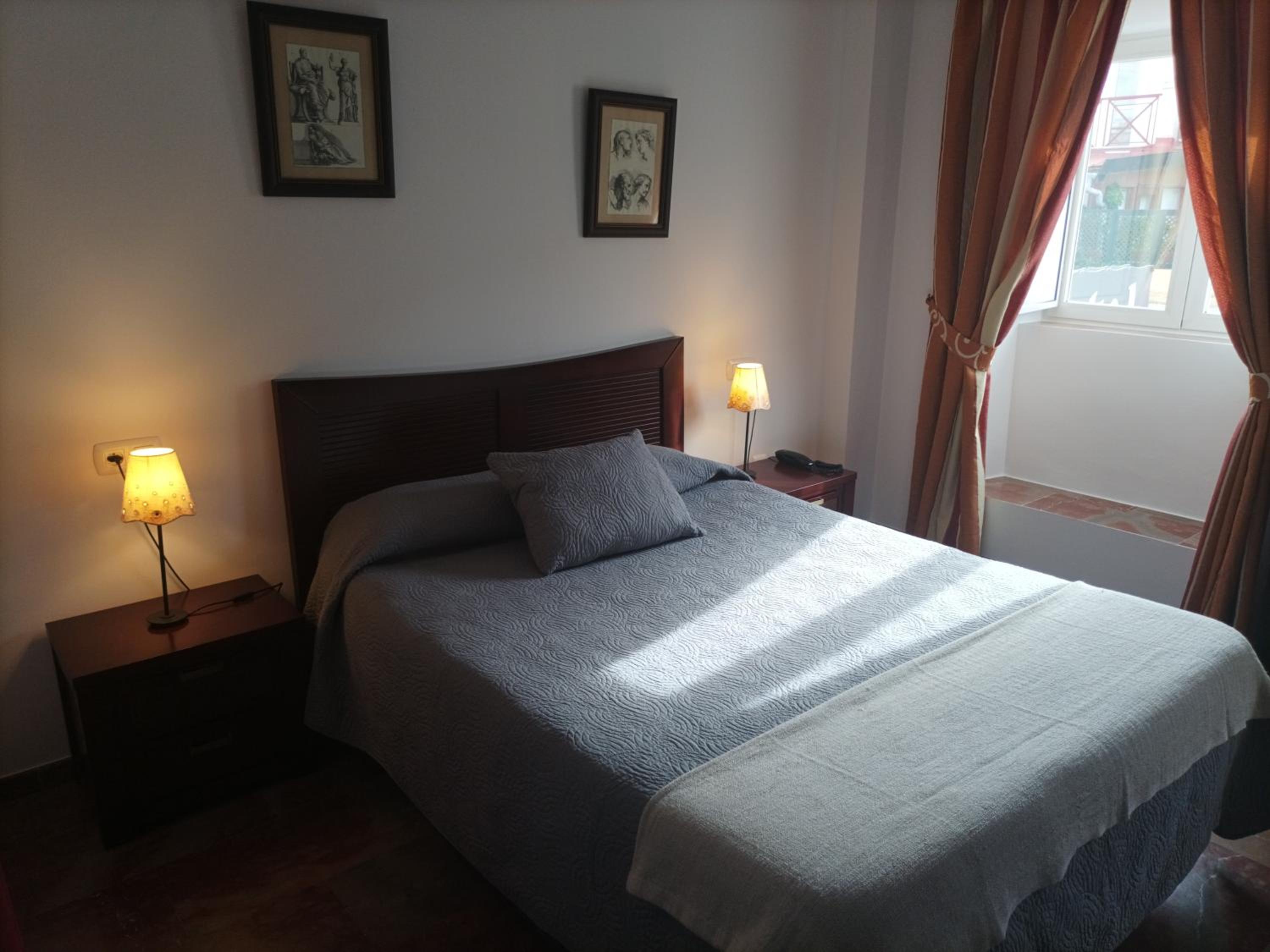 Deluxe Exterior Double Room  - Photo 6