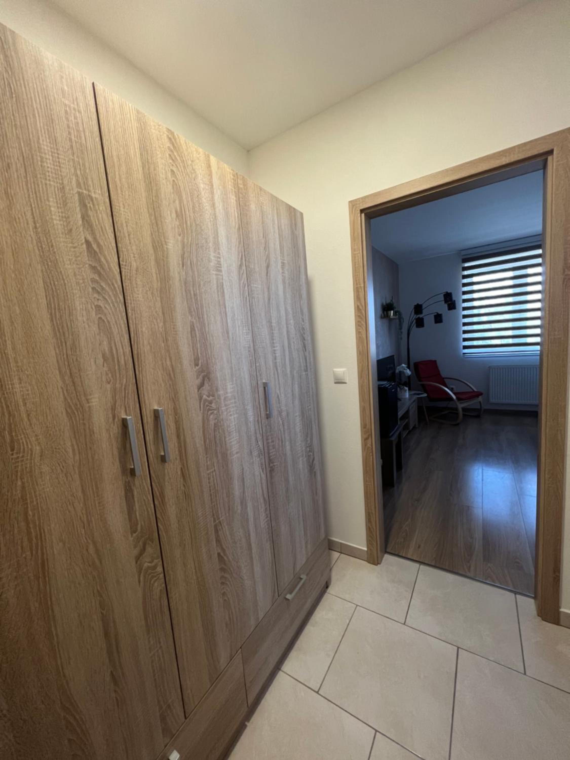 Large Double Room - Photo 1
