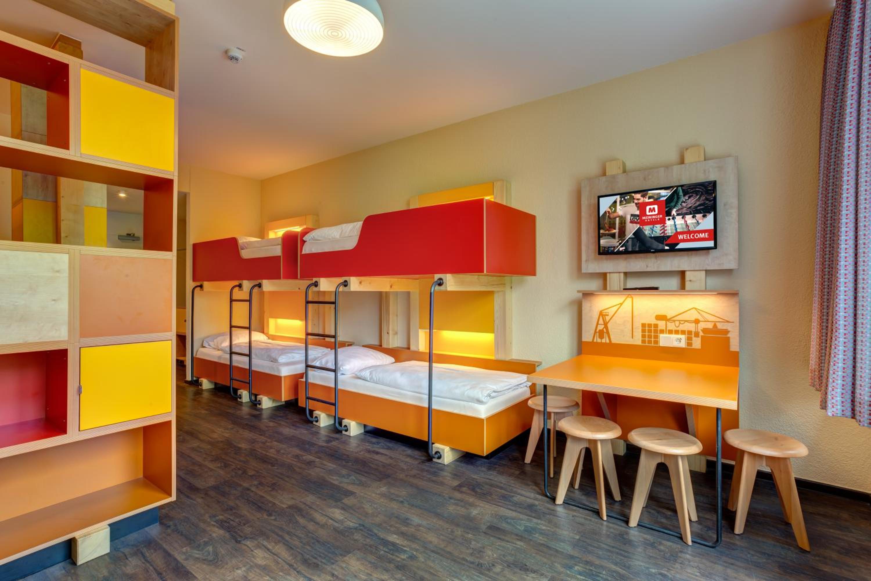Bed in 8-Bed Mixed Dormitory Room