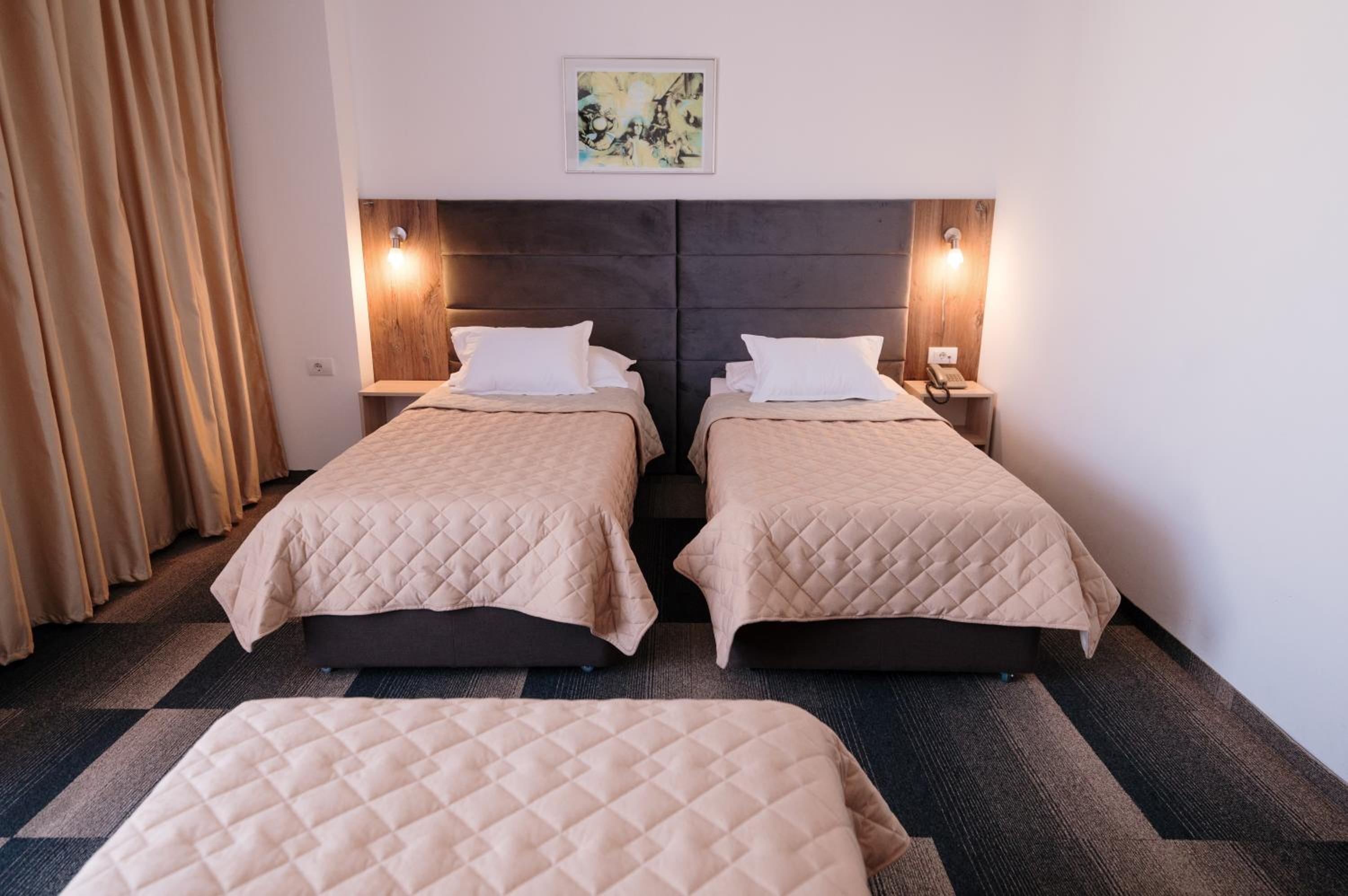 Triple Room - Photo 3