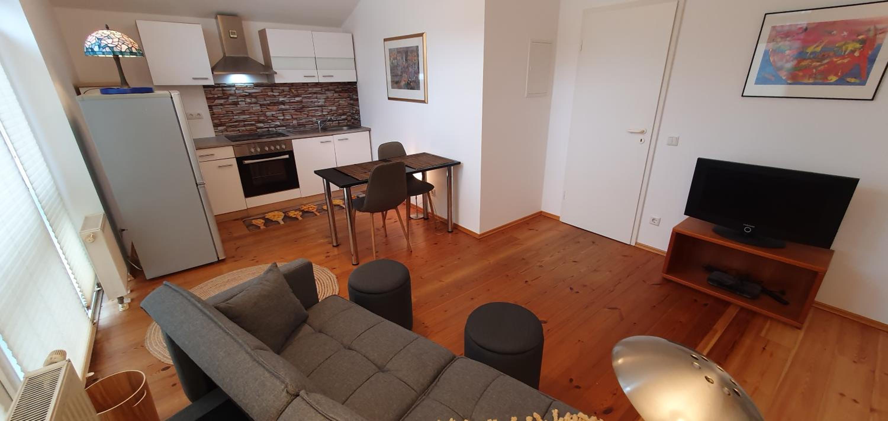 Apartment With Mountain View photo 2
