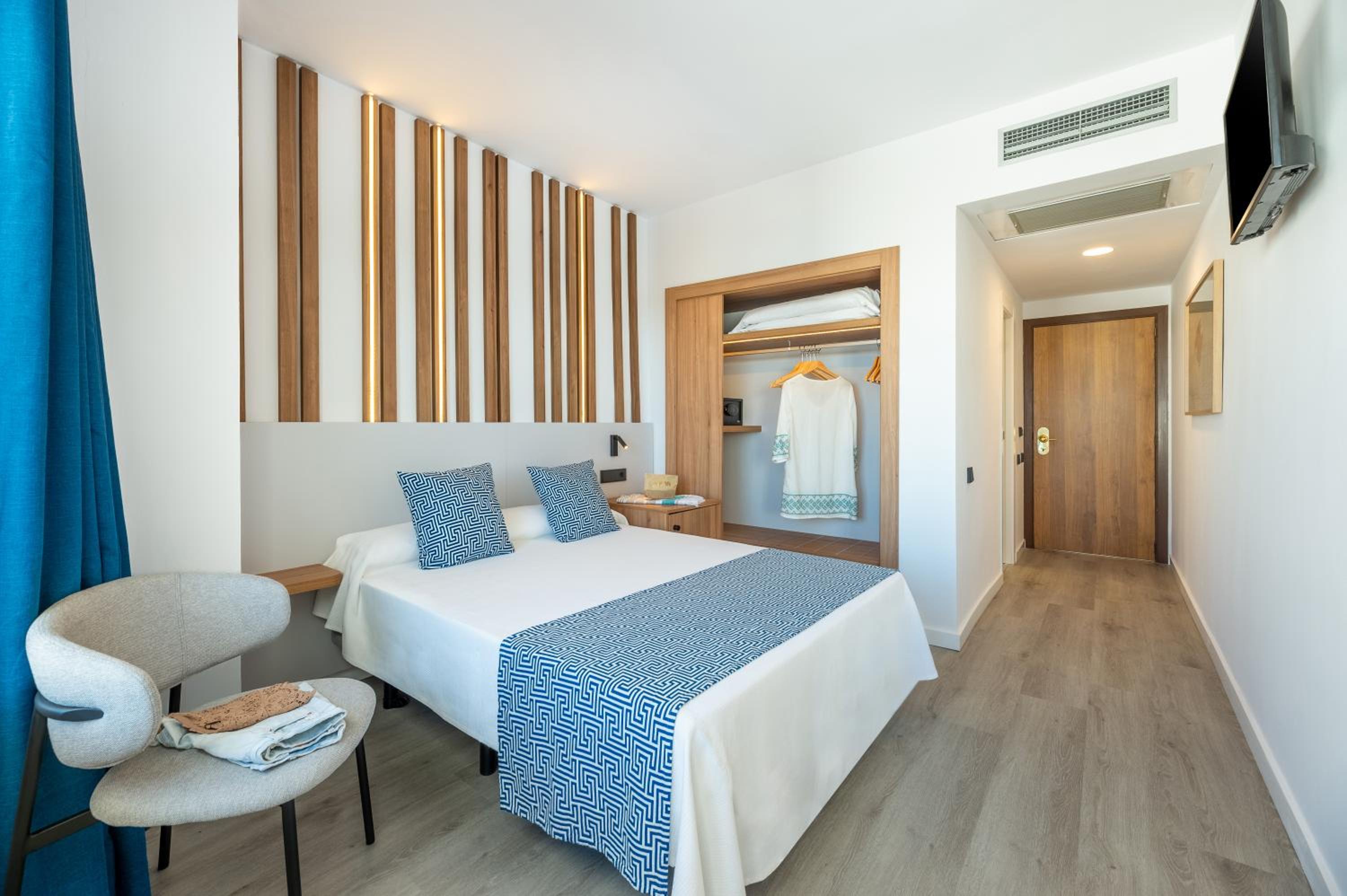 Single Room with Sea View