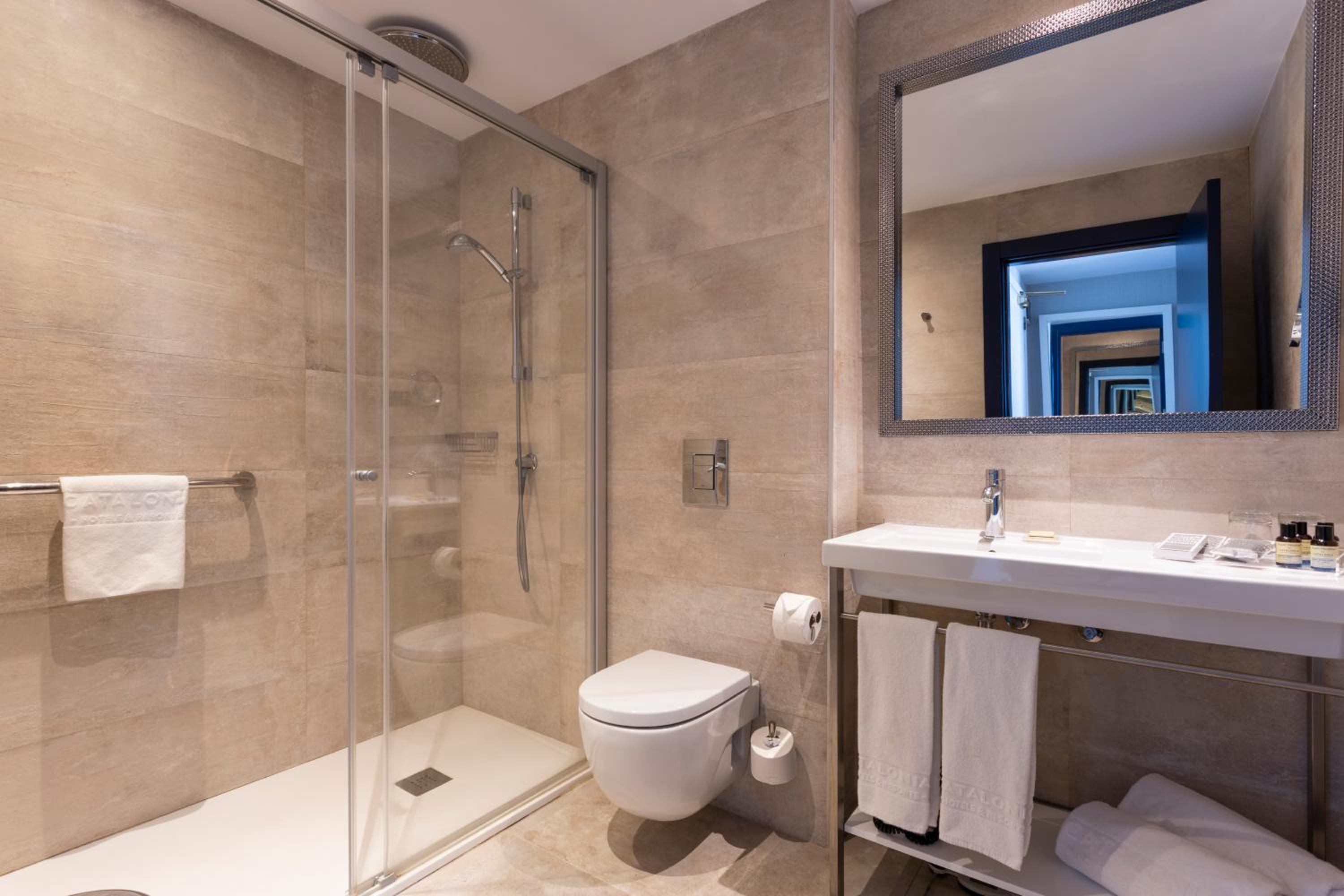 Premium Double Room with Sea View - Photo 5