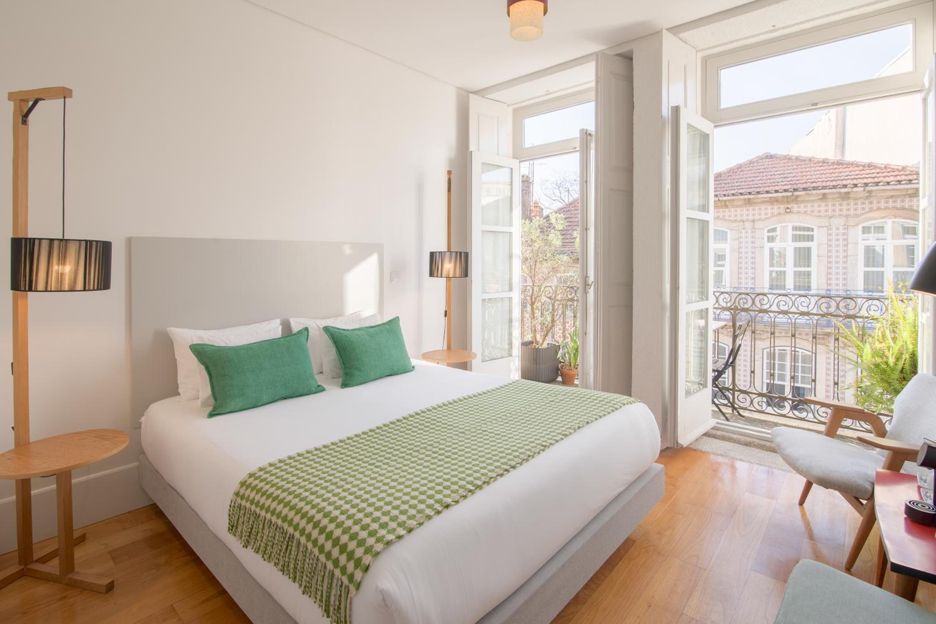 Queen Room with Balcony