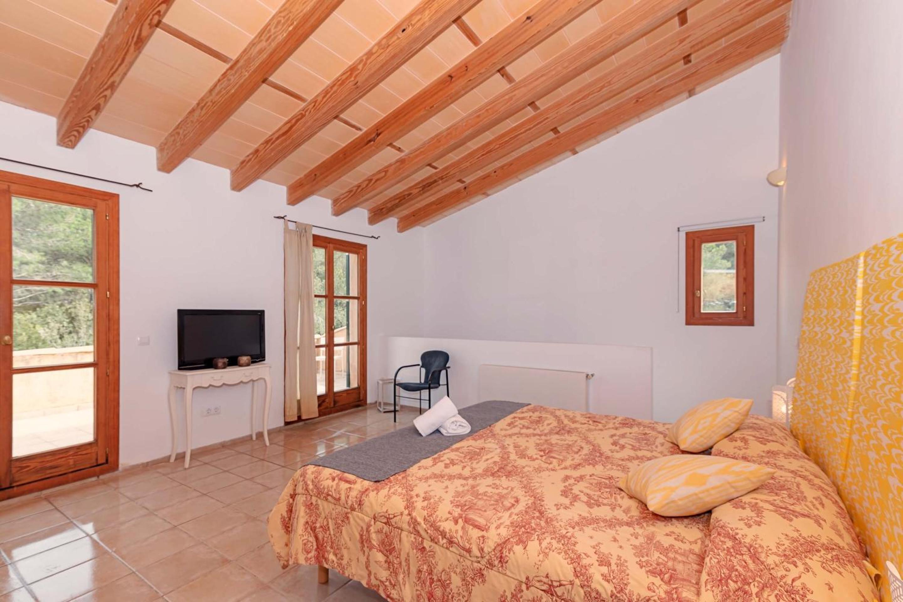 Villa with Private Pool photo 3