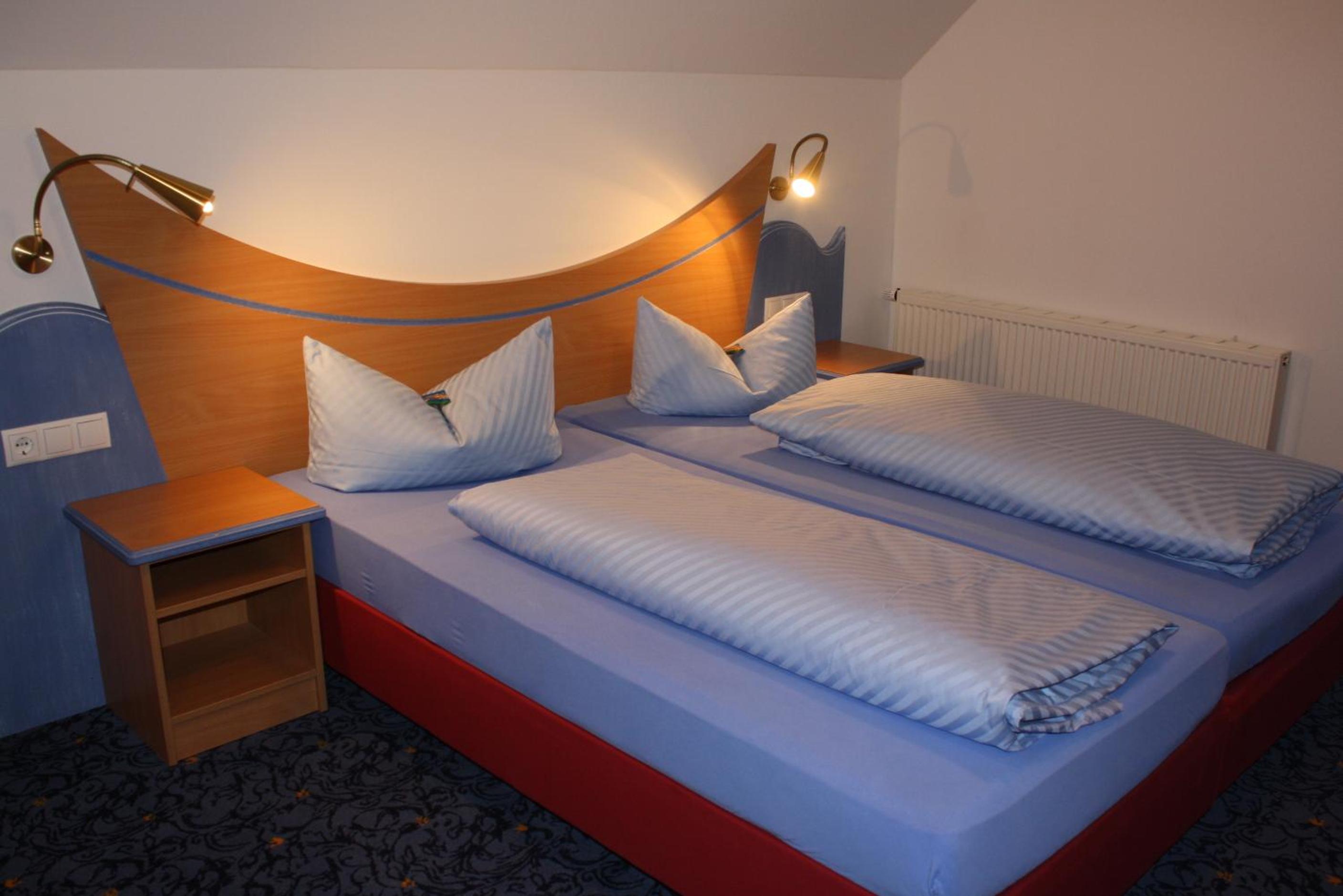 Double Room - Photo 3
