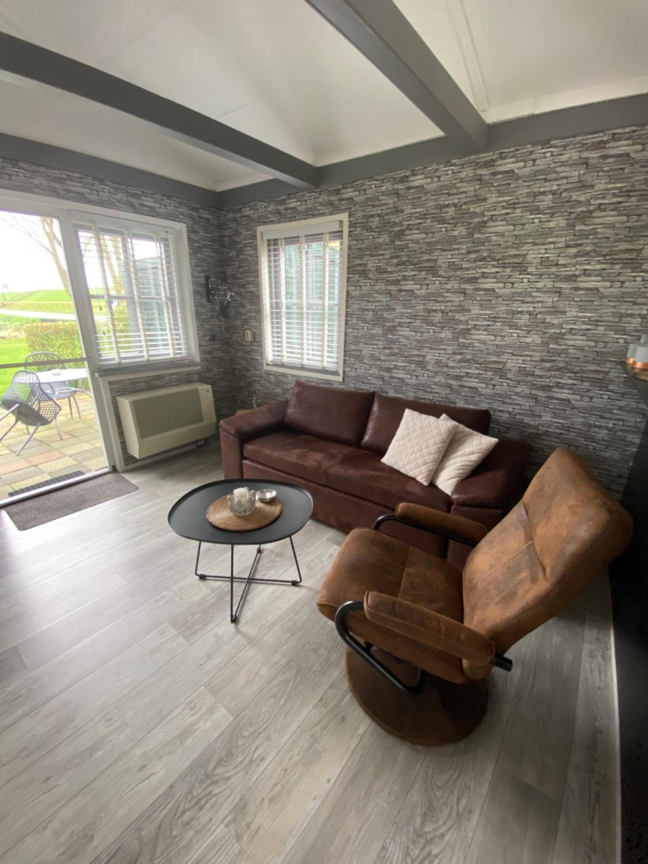 One-Bedroom House photo 1