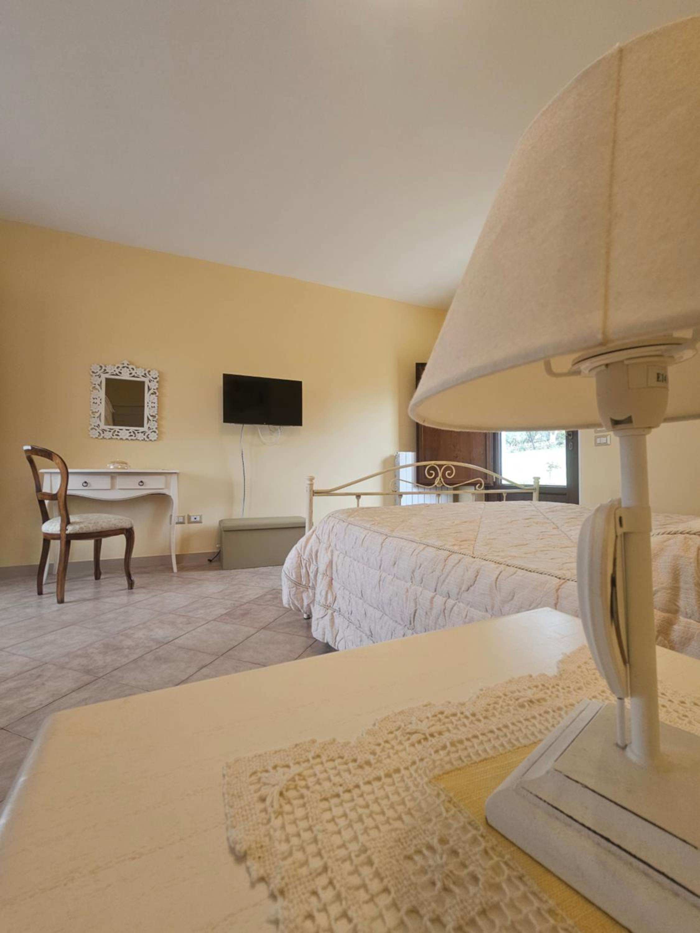 Large Double Room photo 2