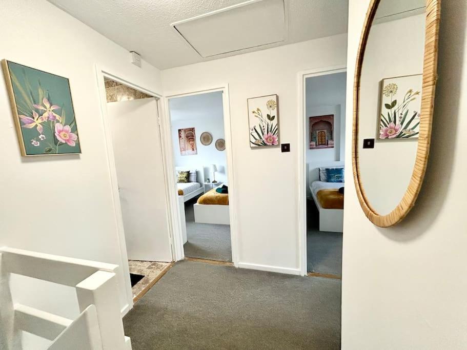 Apartment photo 2