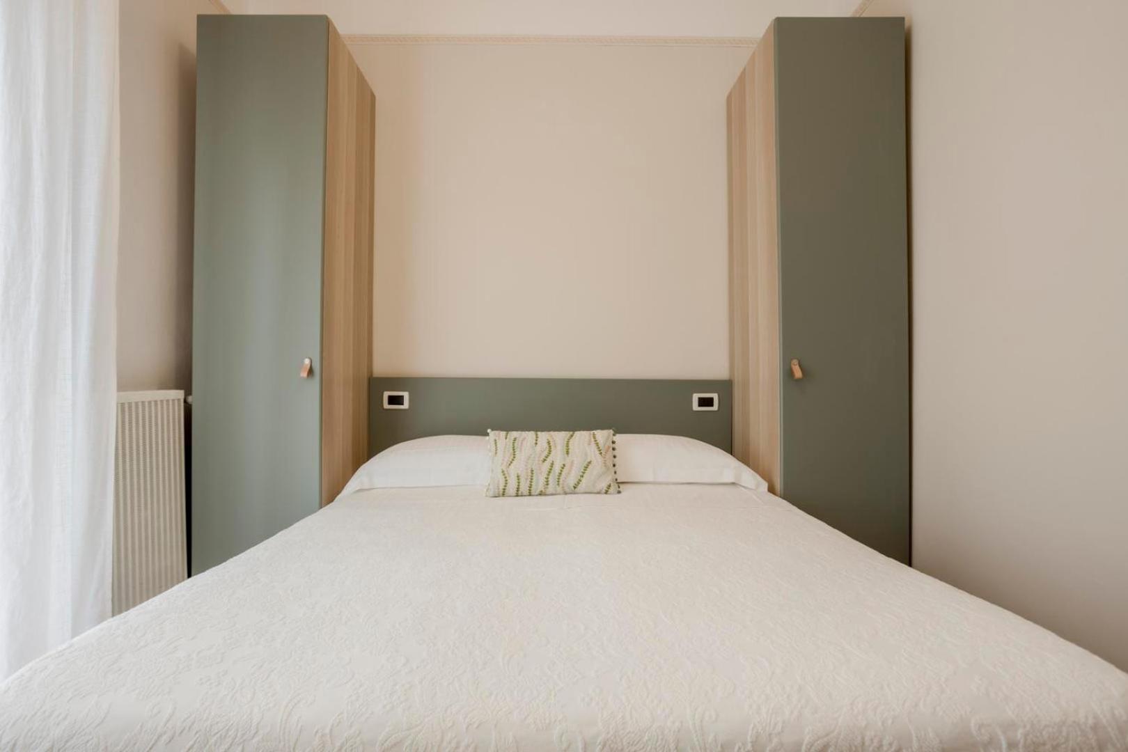 Double Room - Photo 3