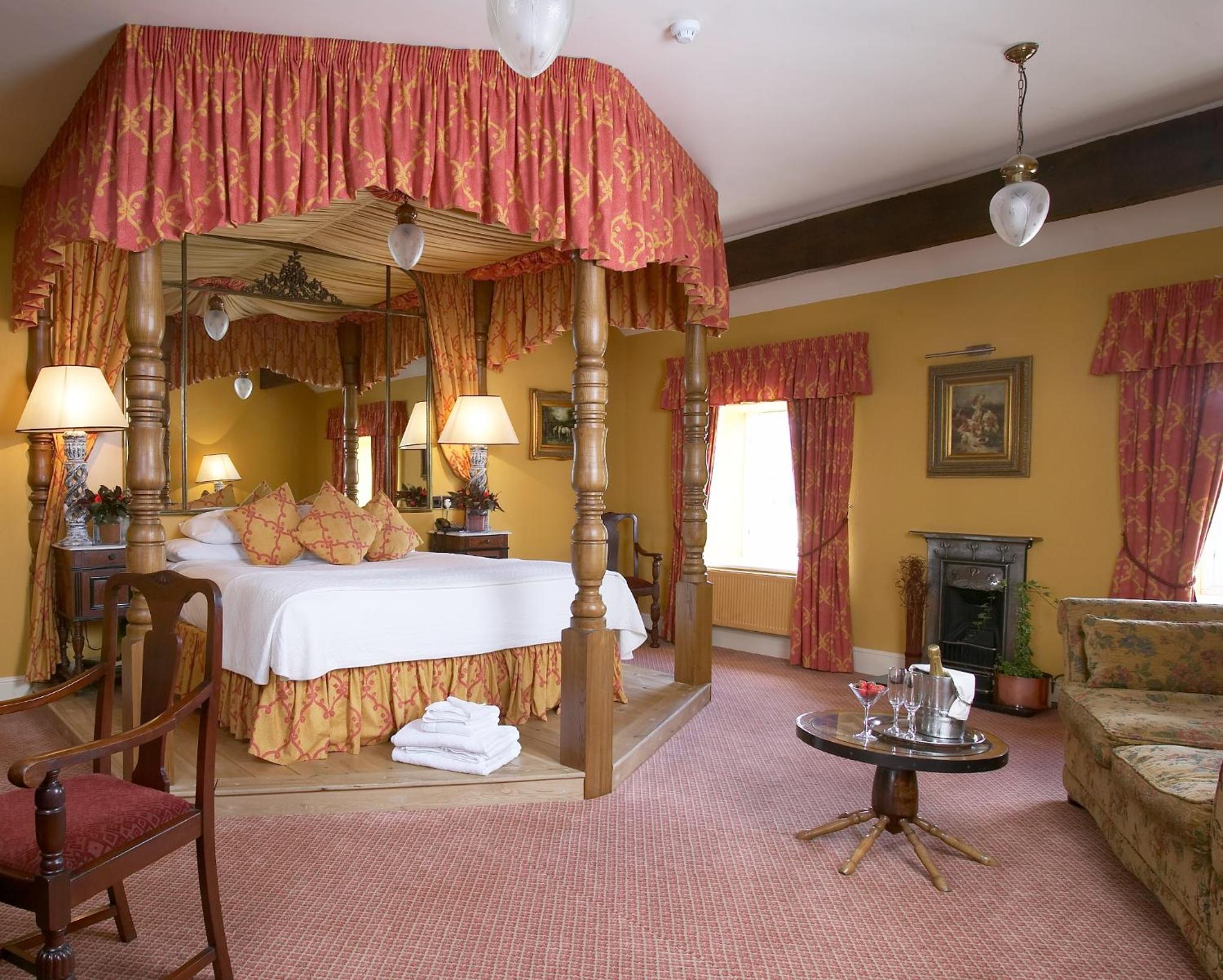 Junior Suite - Non-Smoking - Photo 9