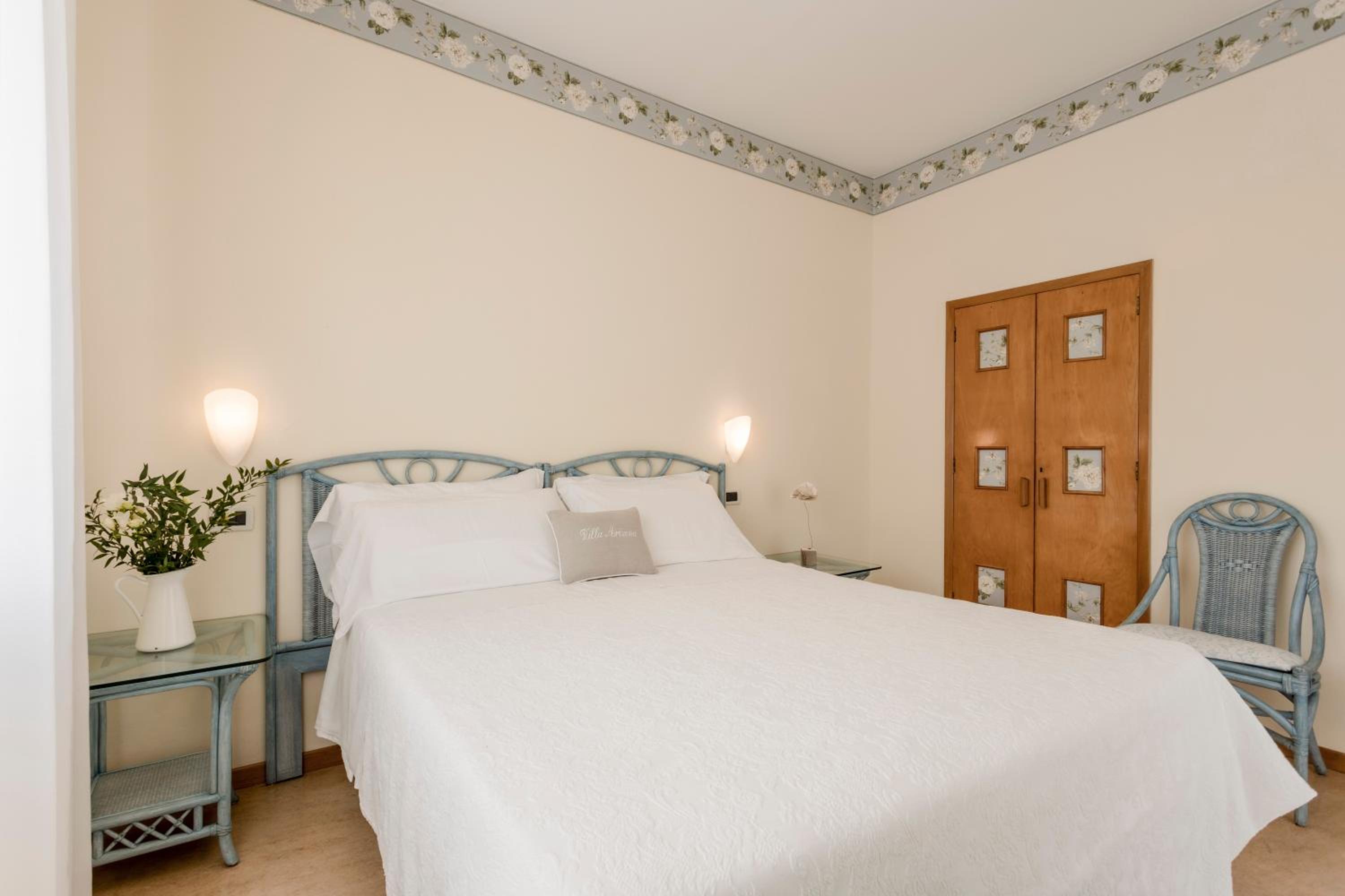 Superior Double Room - Photo 10