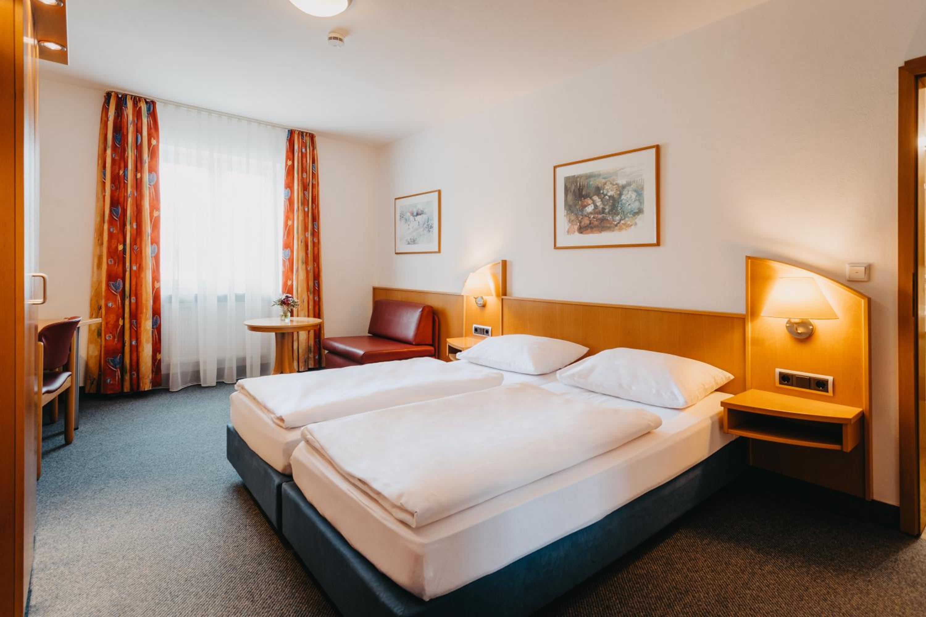 Double Room - Photo 1