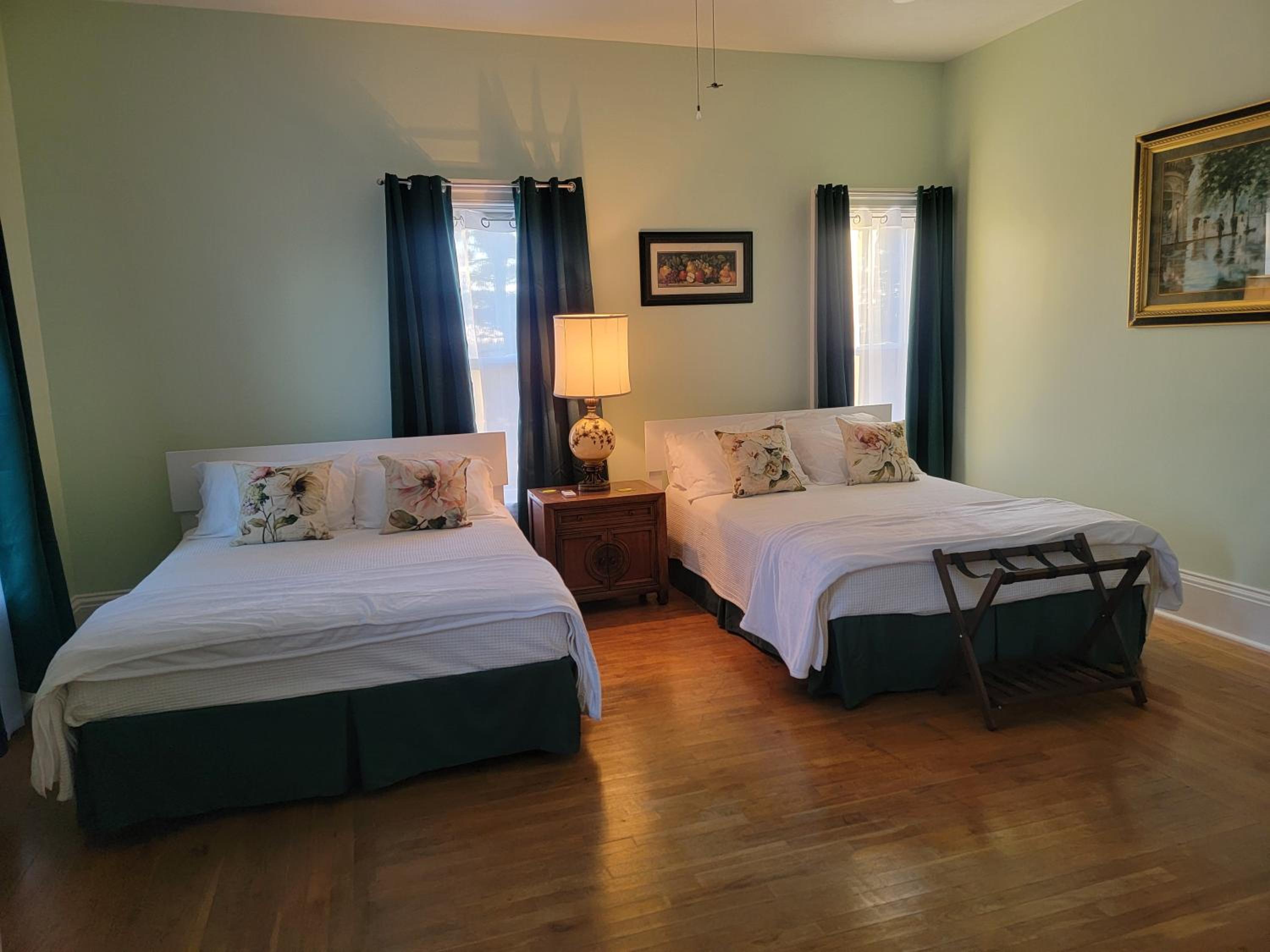 Deluxe Queen Room photo 1