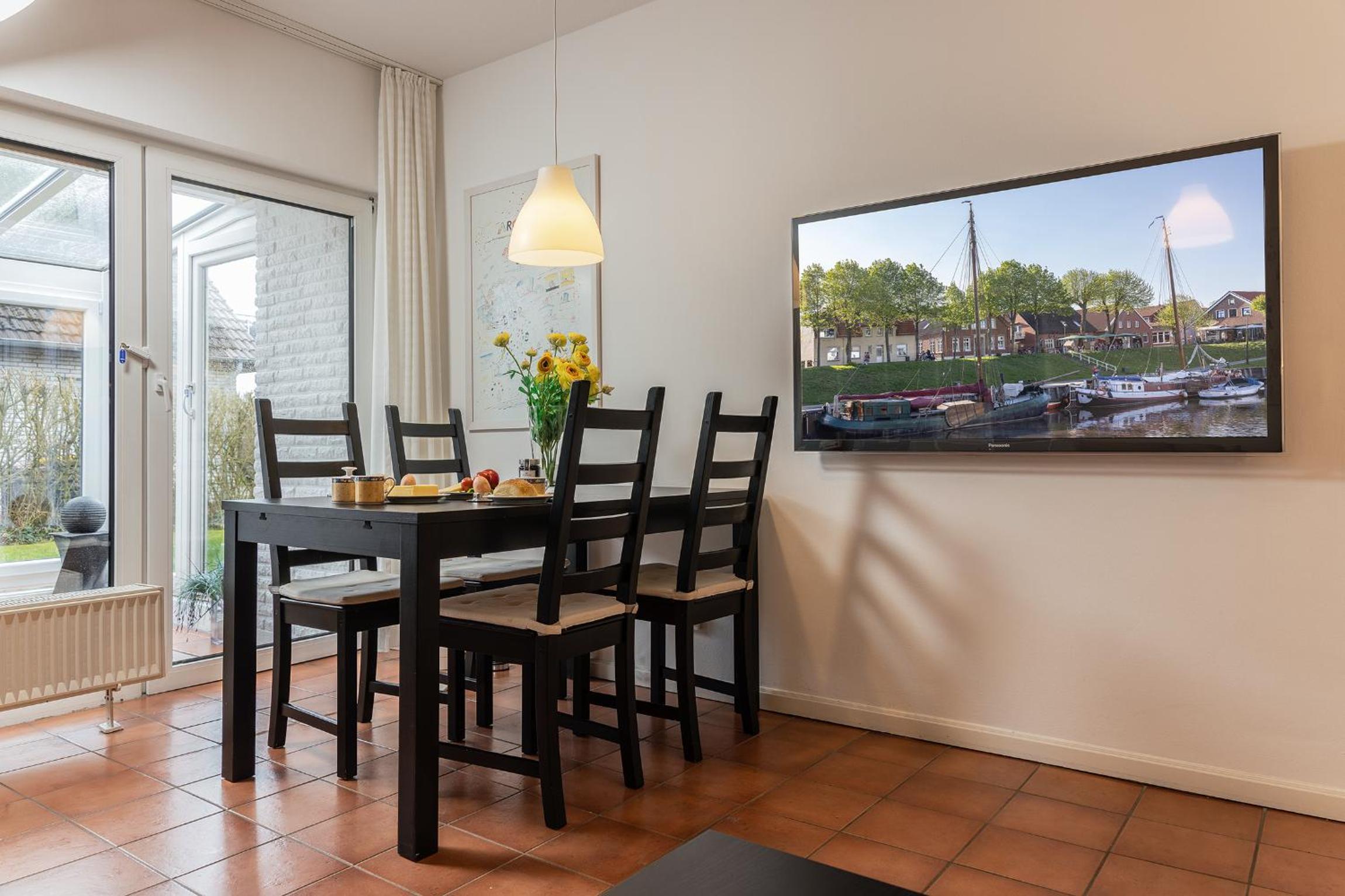 Apartment with Terrace photo 3