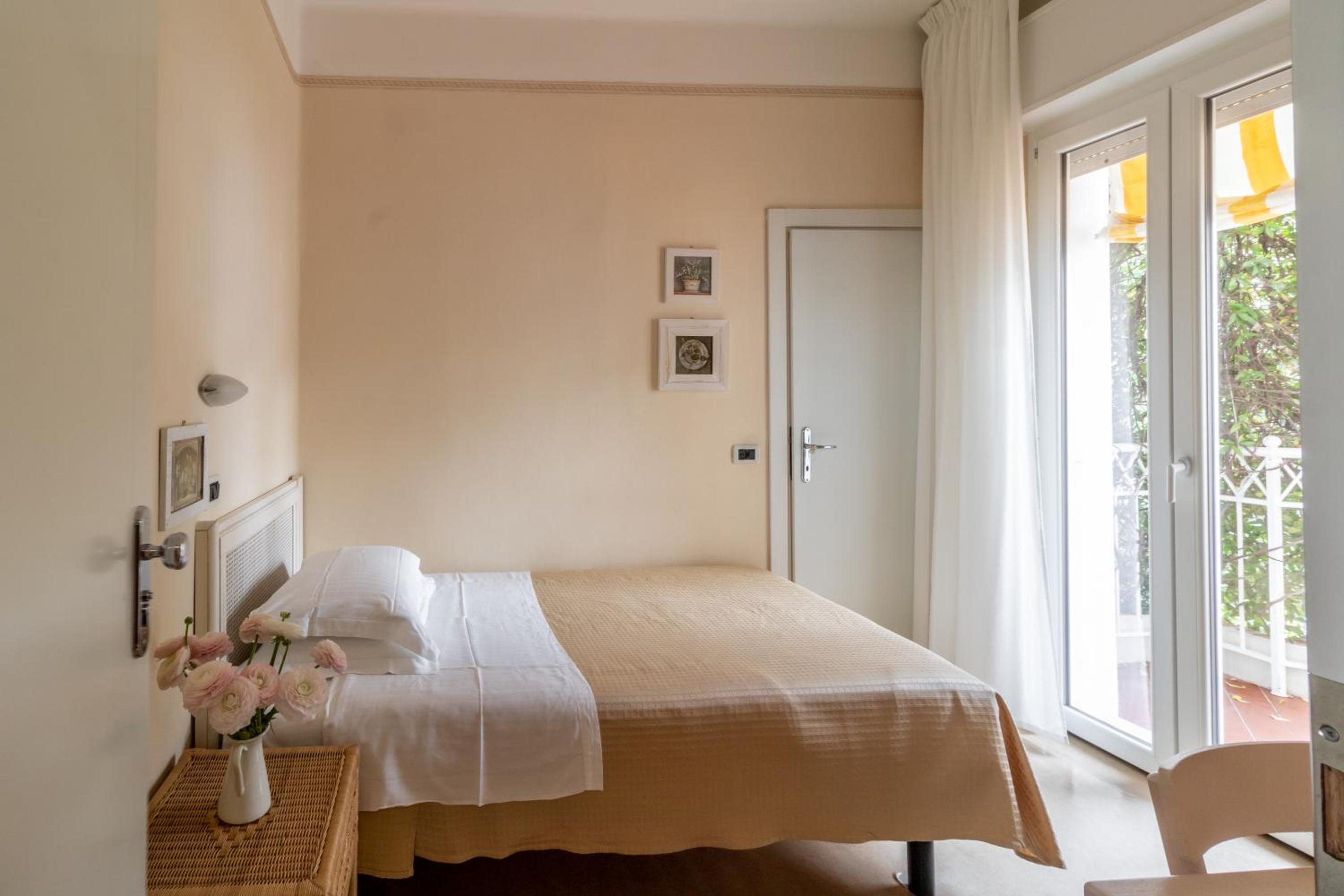 Single Room with Garden View photo 2