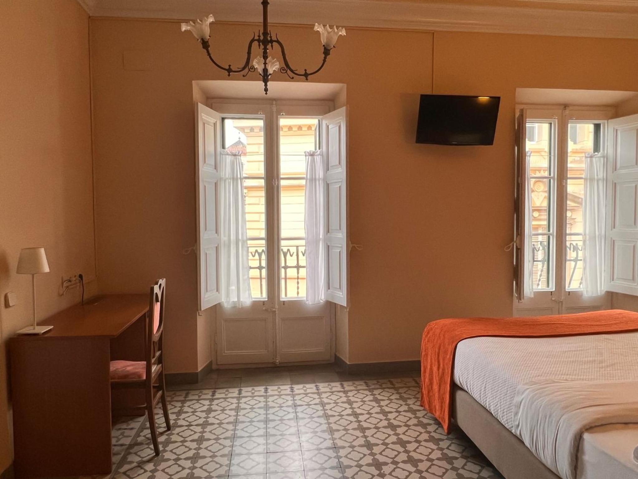 Triple Room with Balcony photo 3
