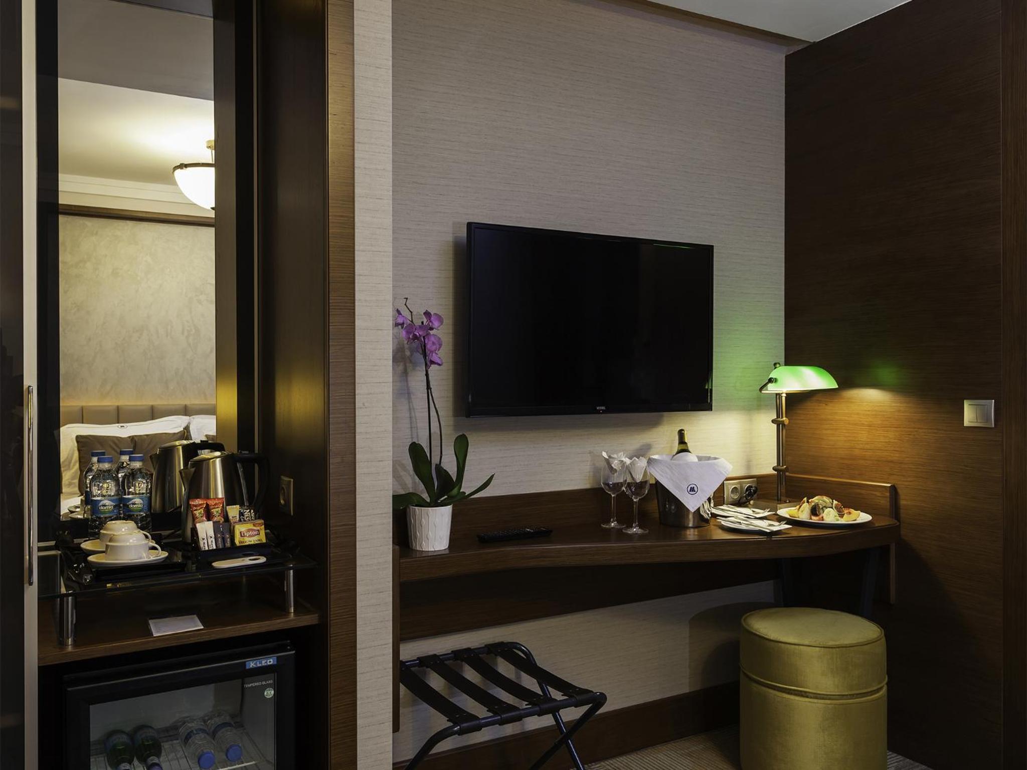 Economy Double Room photo 2