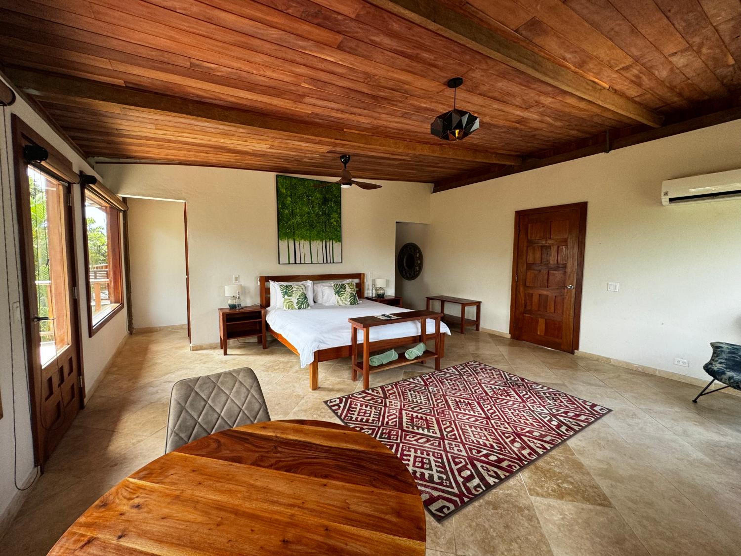 King Room with Mountain View