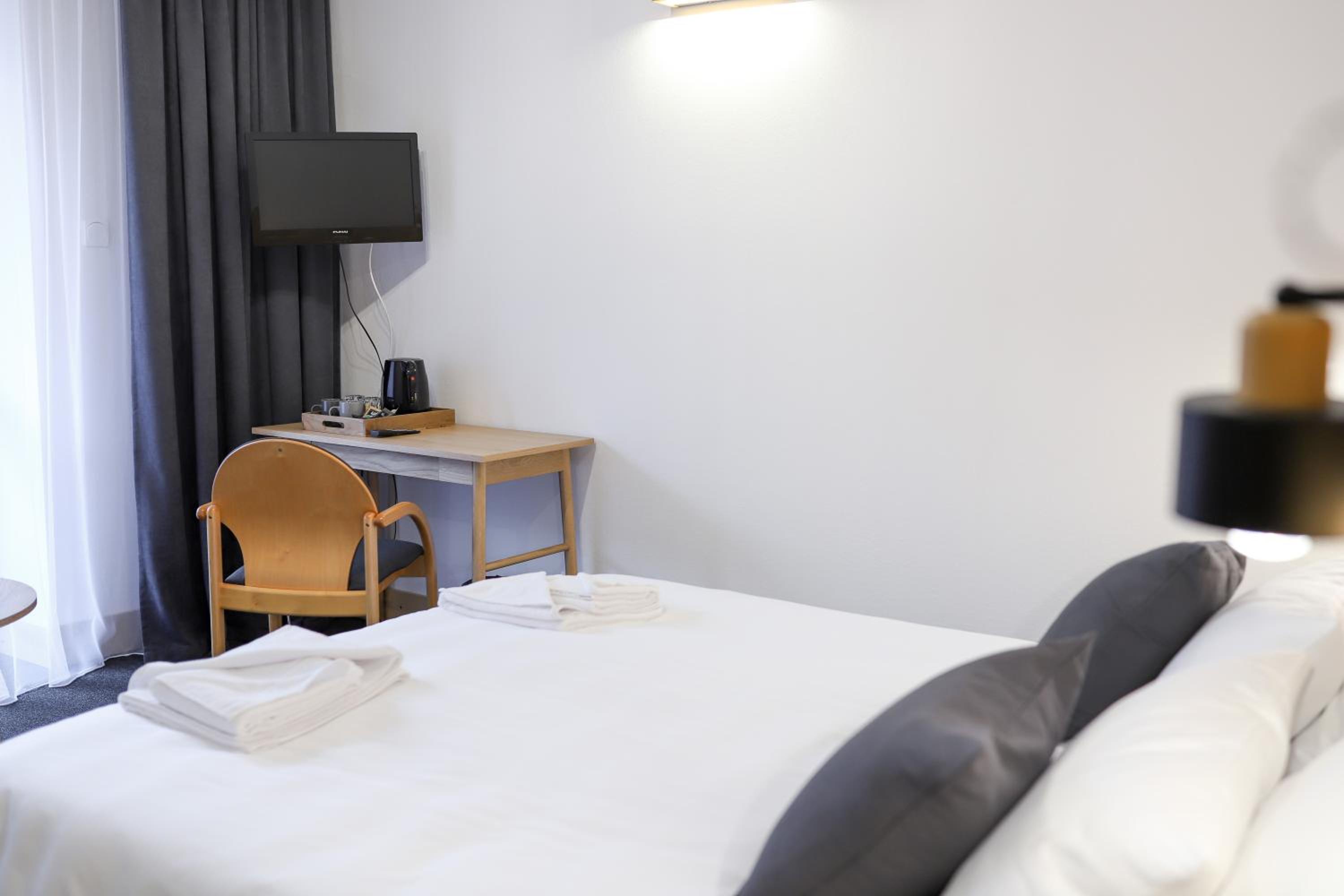 Standard Double Room photo 3