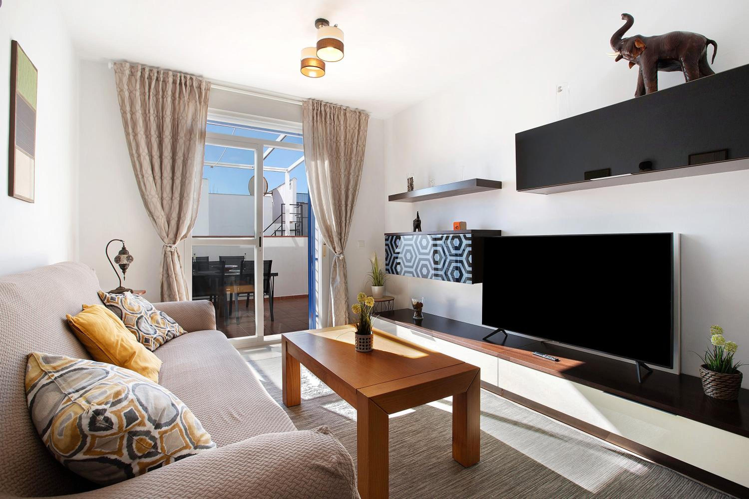 Superior Apartment with City View photo 3