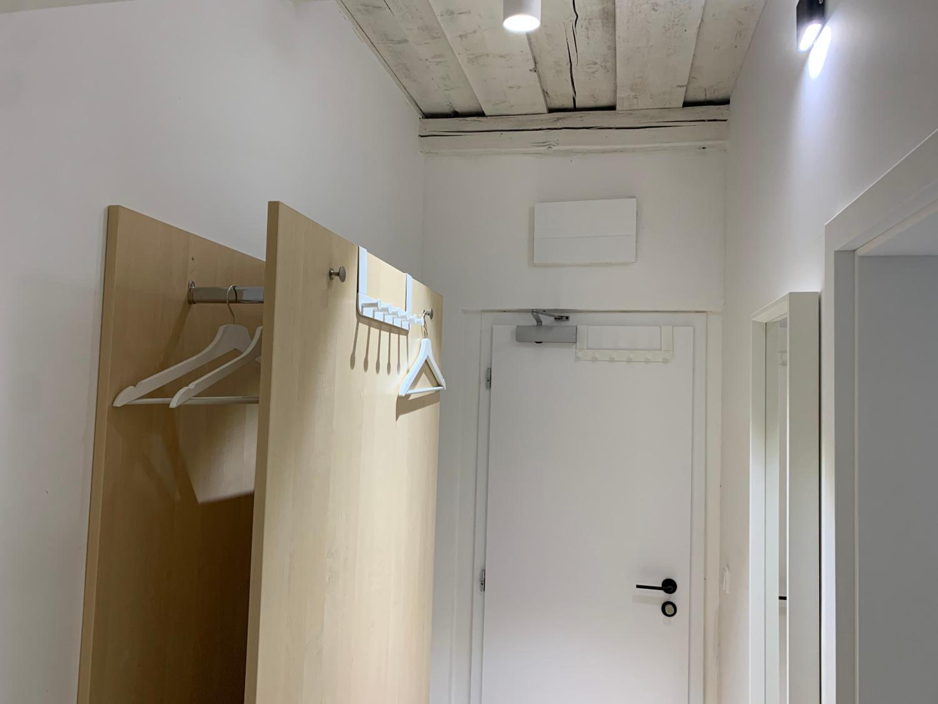Quadruple Room - Photo 8