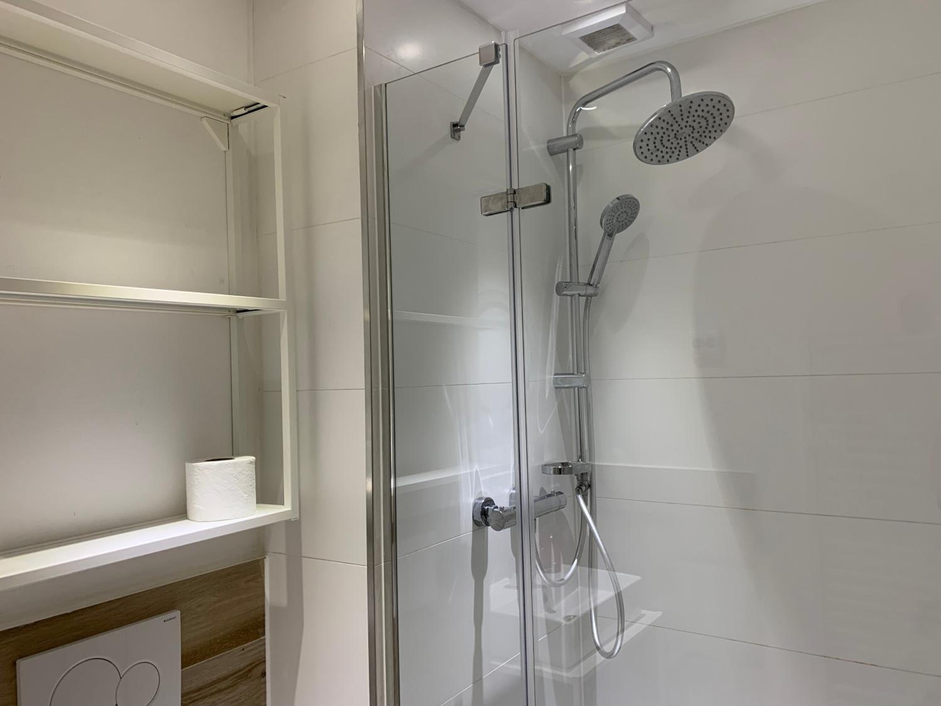Family Suite - Photo 7