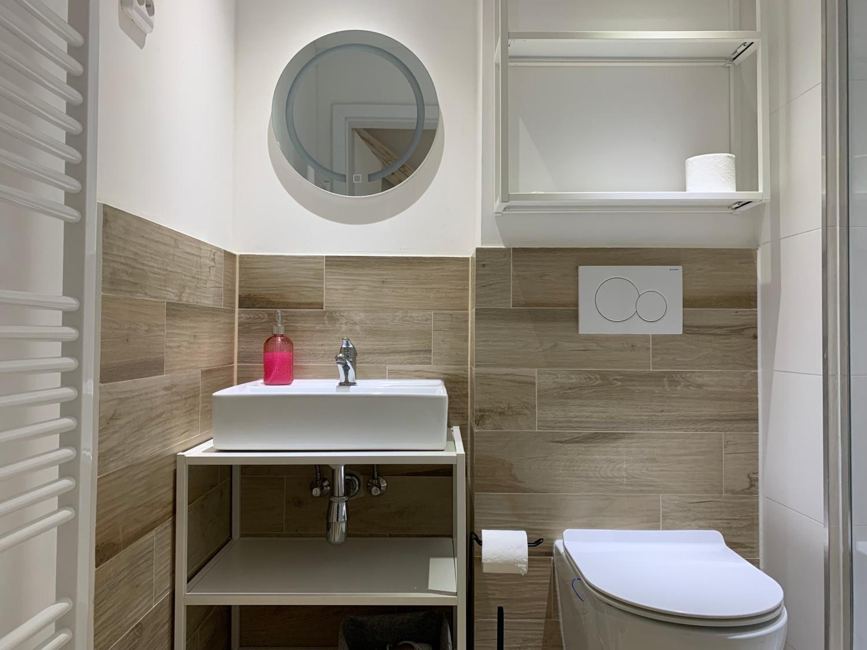 Family Suite - Photo 6