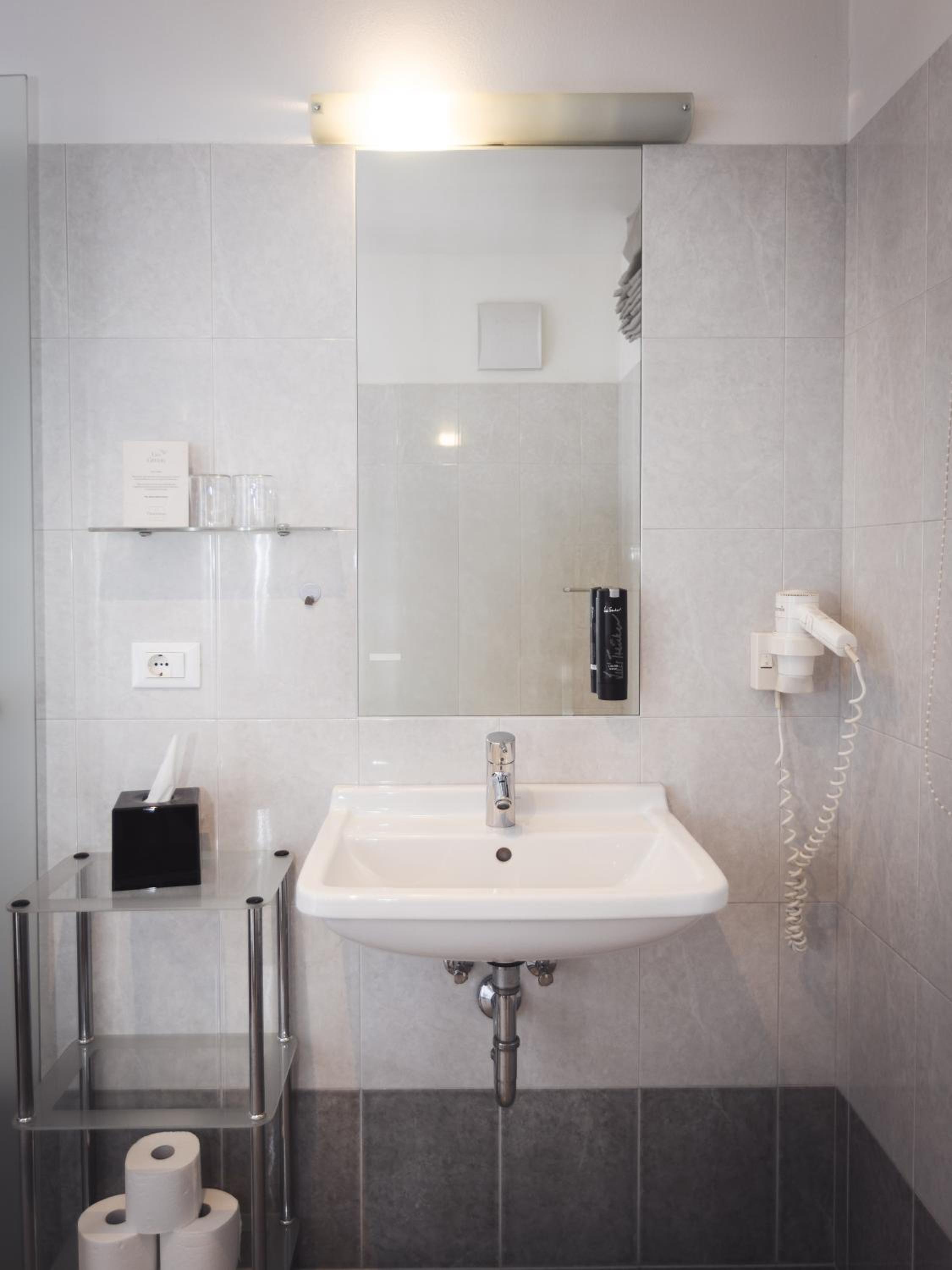 Superior Double Room with Balcony photo 2