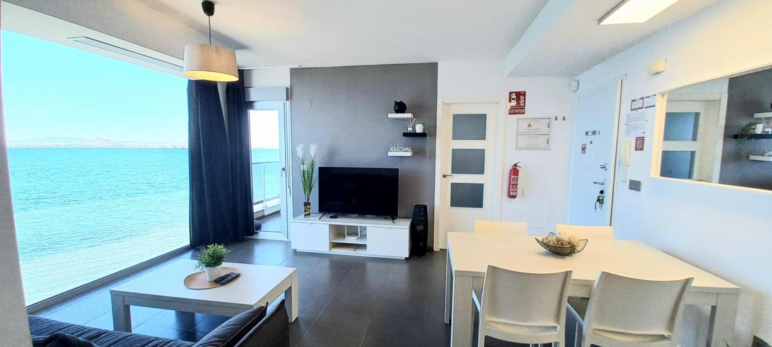 Apartamento con vista al mar