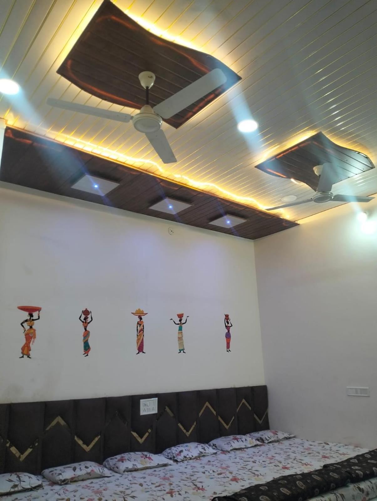 Deluxe Family Room photo 1