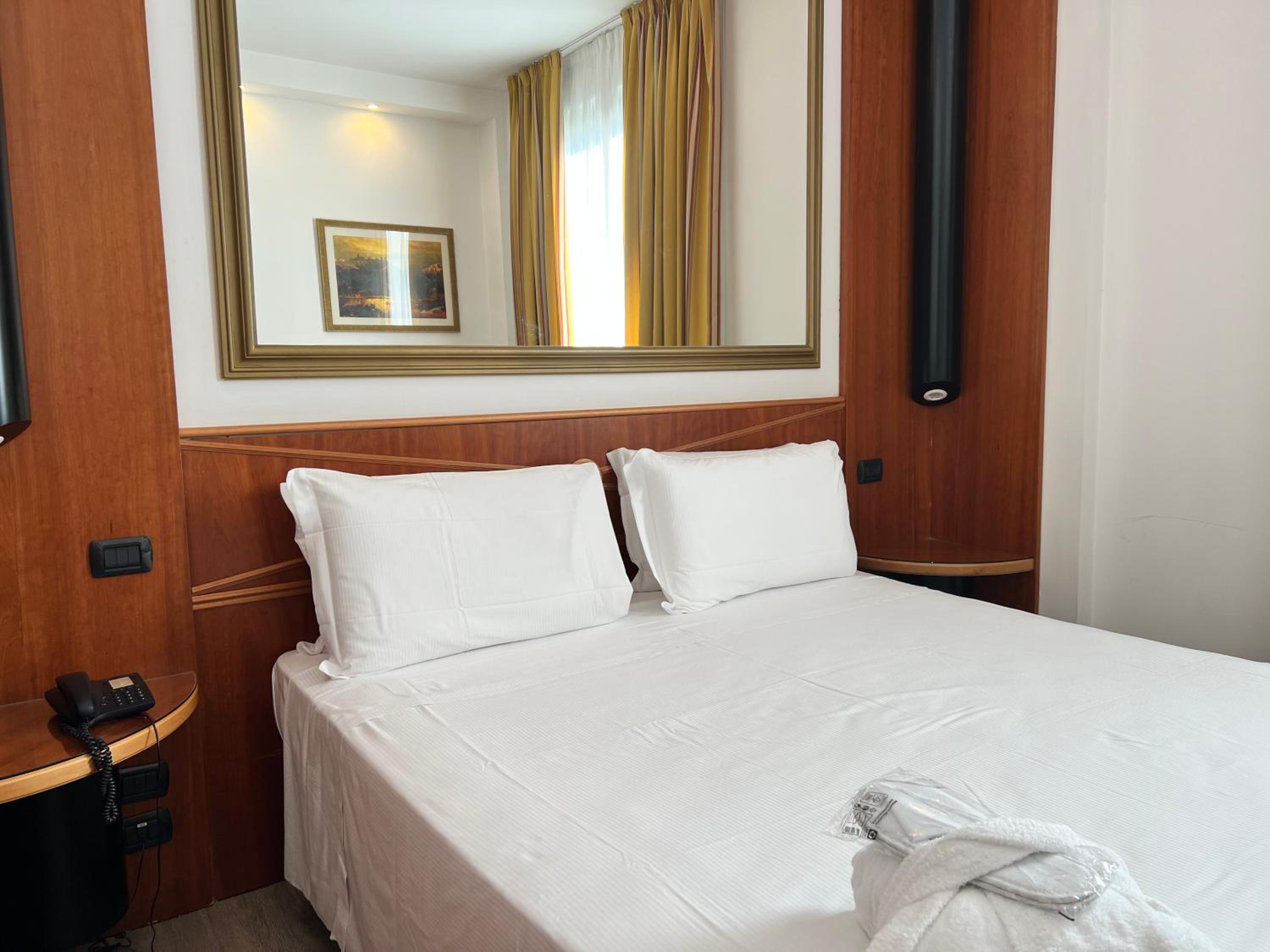Superior Double Room - Photo 5