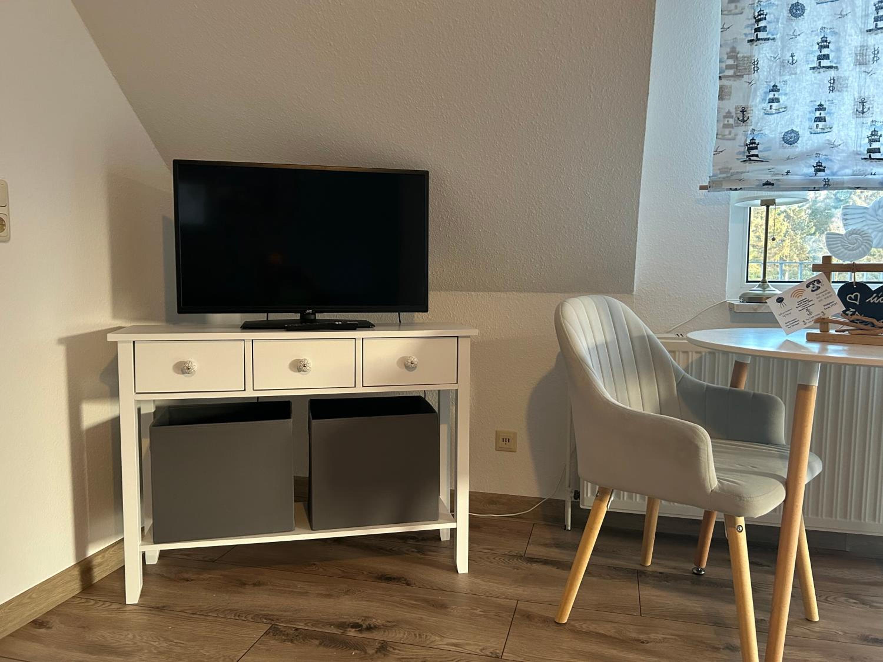 Apartment with Balcony photo 1