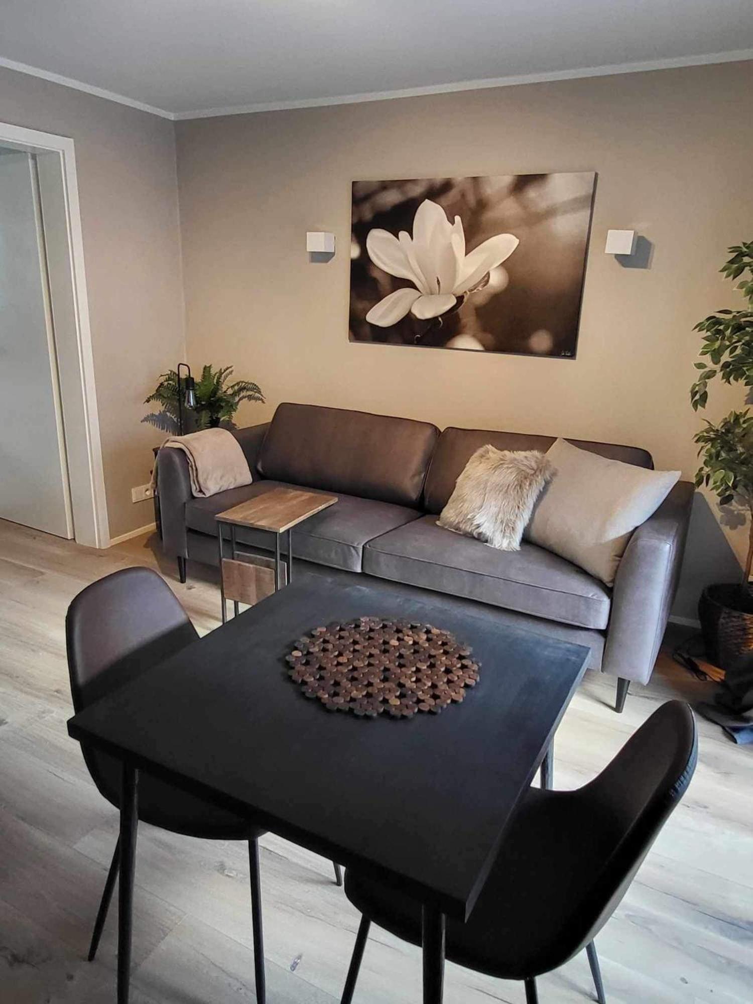 Apartment - Ground Floor - Photo 2