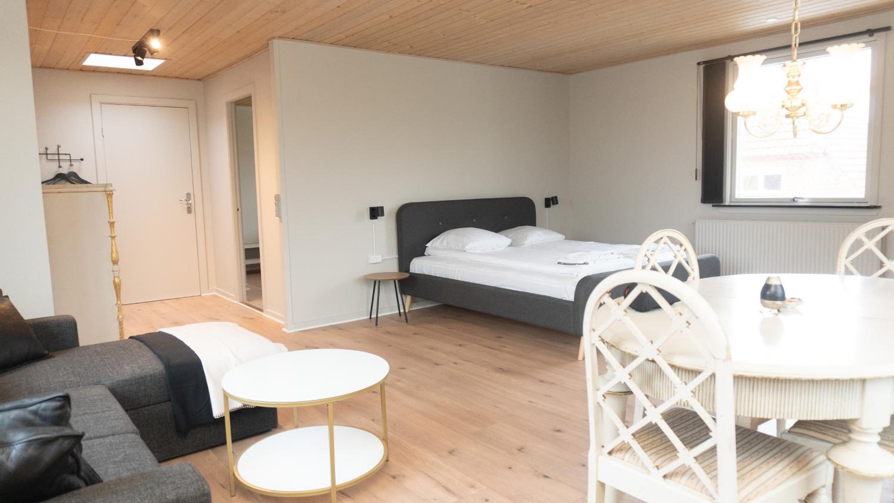 Junior Suite with Balcony photo 1